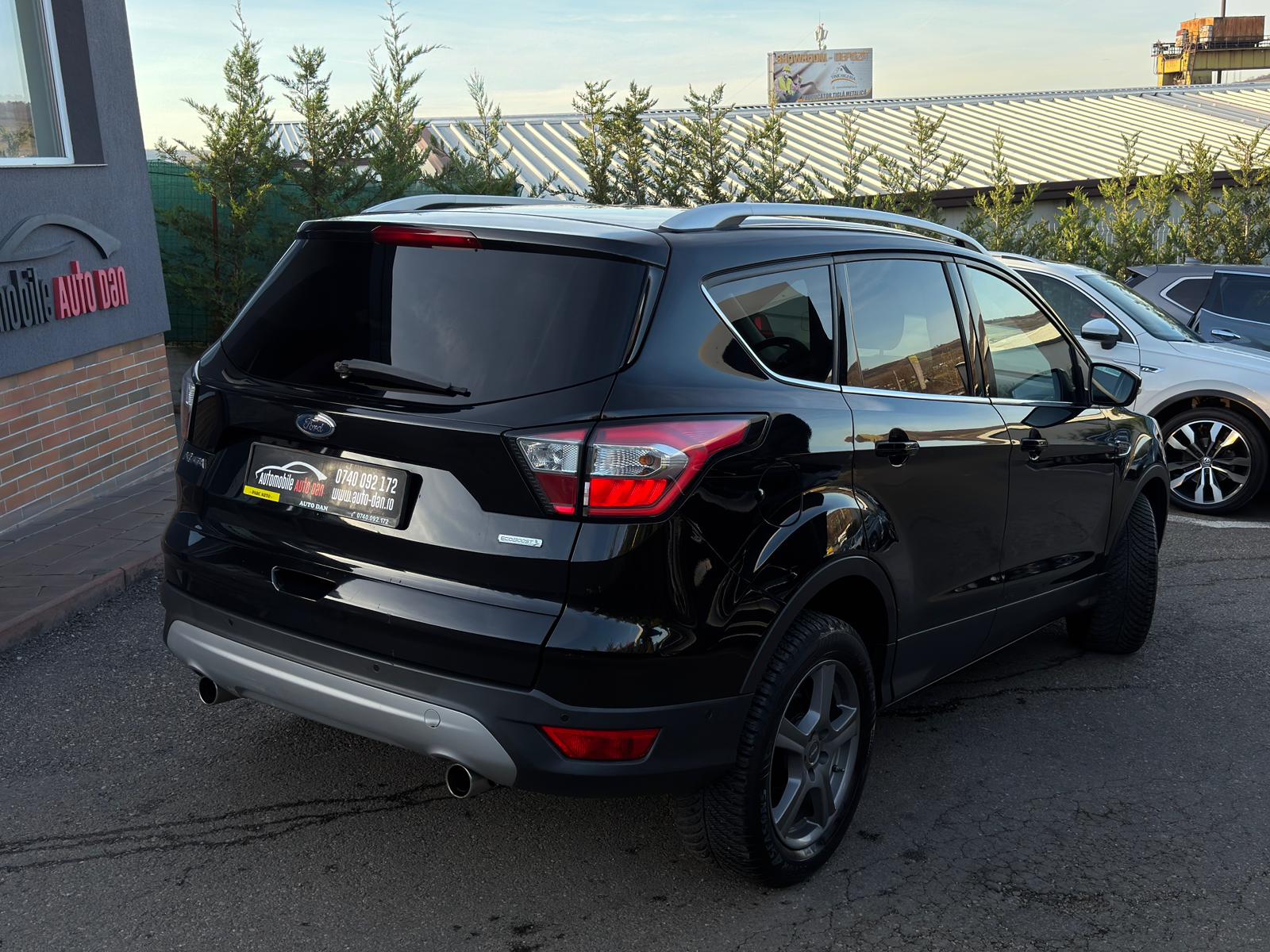 Ford Kuga — poza 3