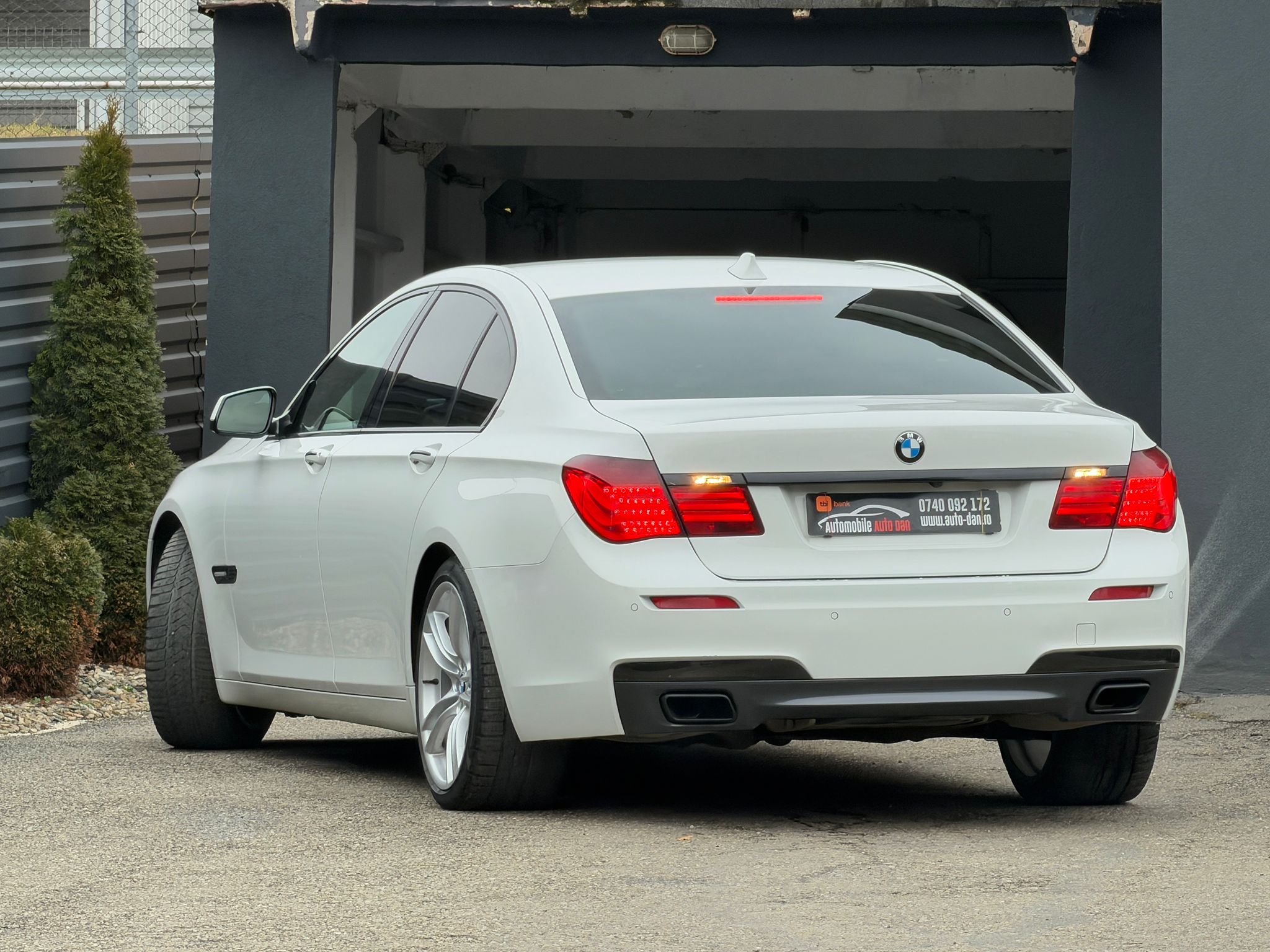 BMW 740D — poza 3