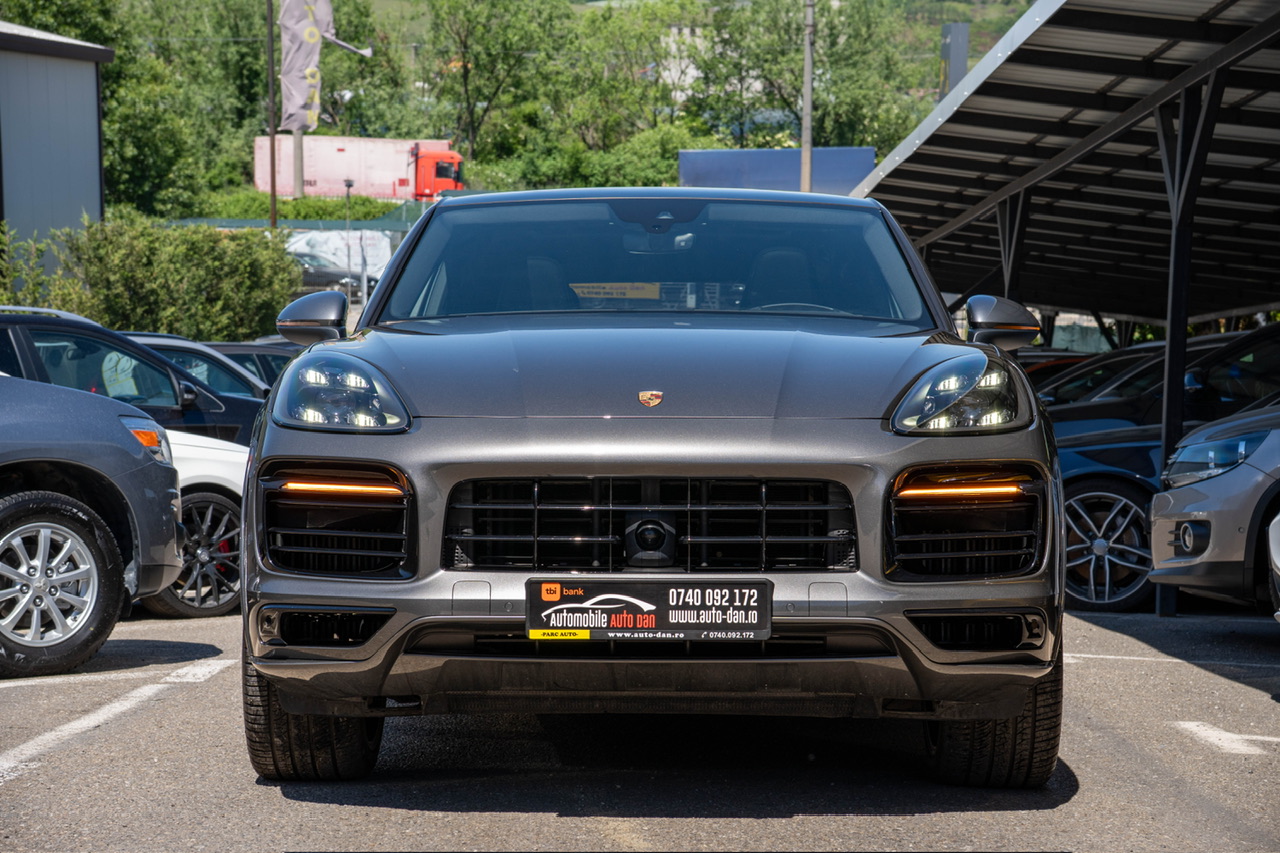 Porsche Cayenne — poza 2