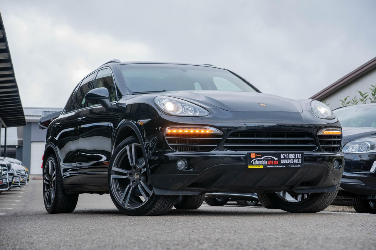 Porsche Cayenne — poza 2