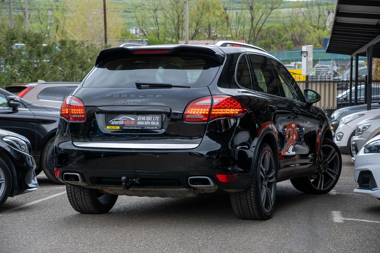 Porsche Cayenne — poza 3