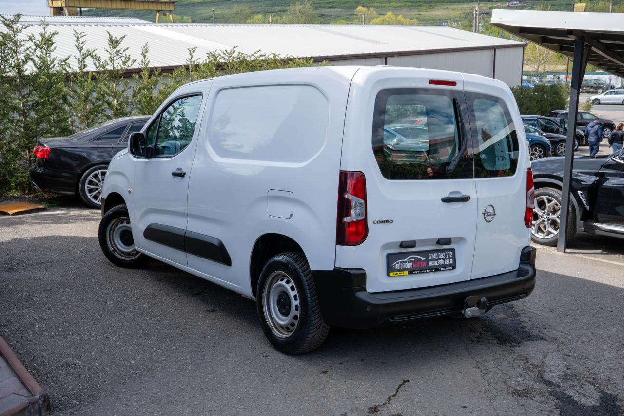 Opel Combo — poza 3