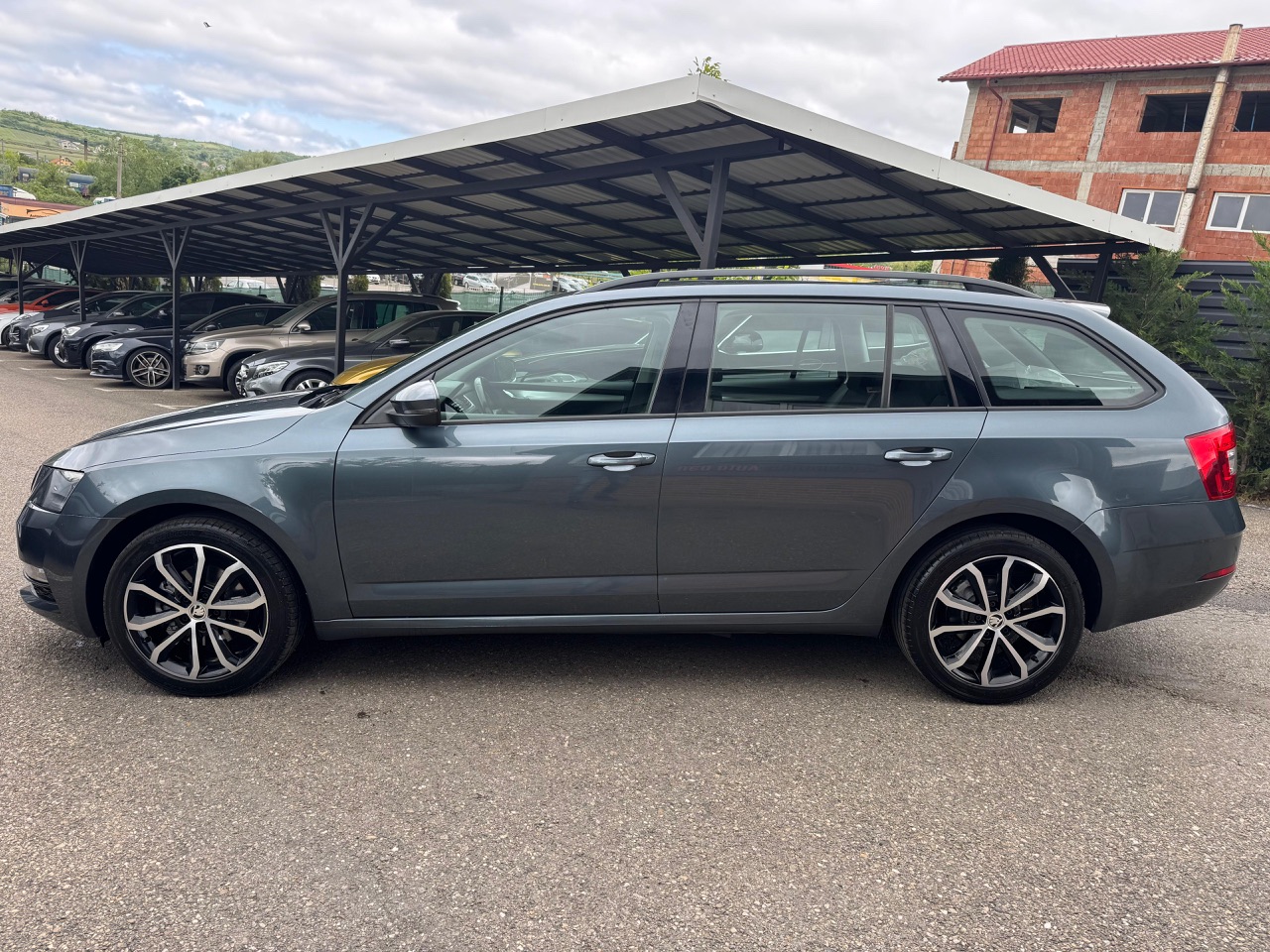 Skoda Octavia — poza 3