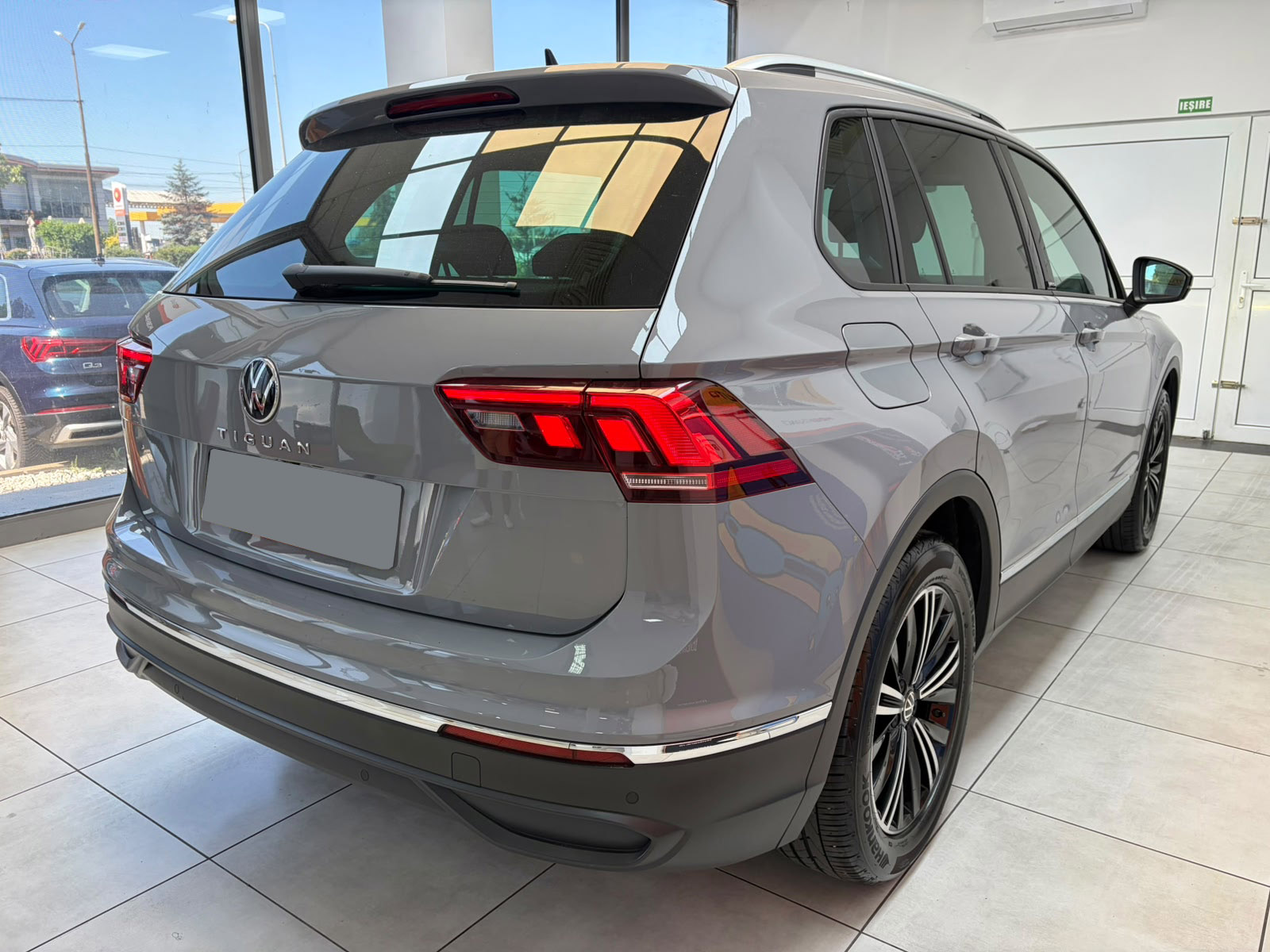 Volkswagen Tiguan — poza 3