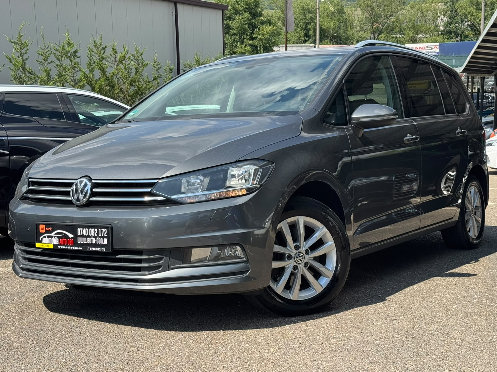 Volkswagen Touran — poza 2