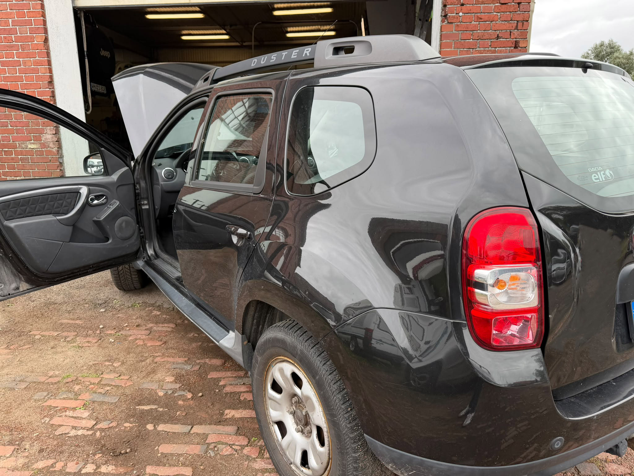 Dacia Duster — poza 3