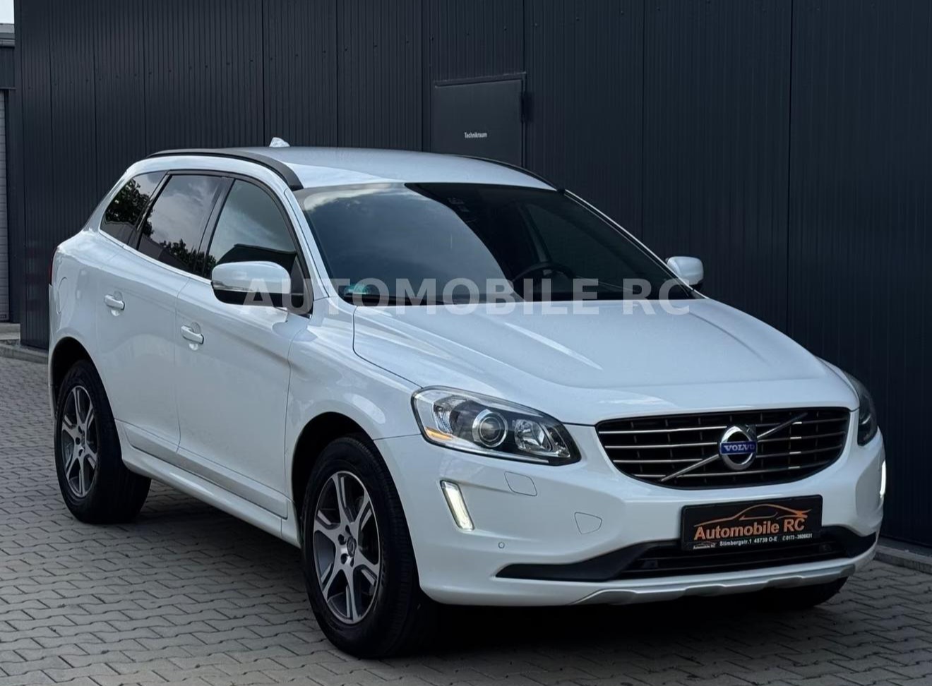 Volvo Xc60 — poza 2