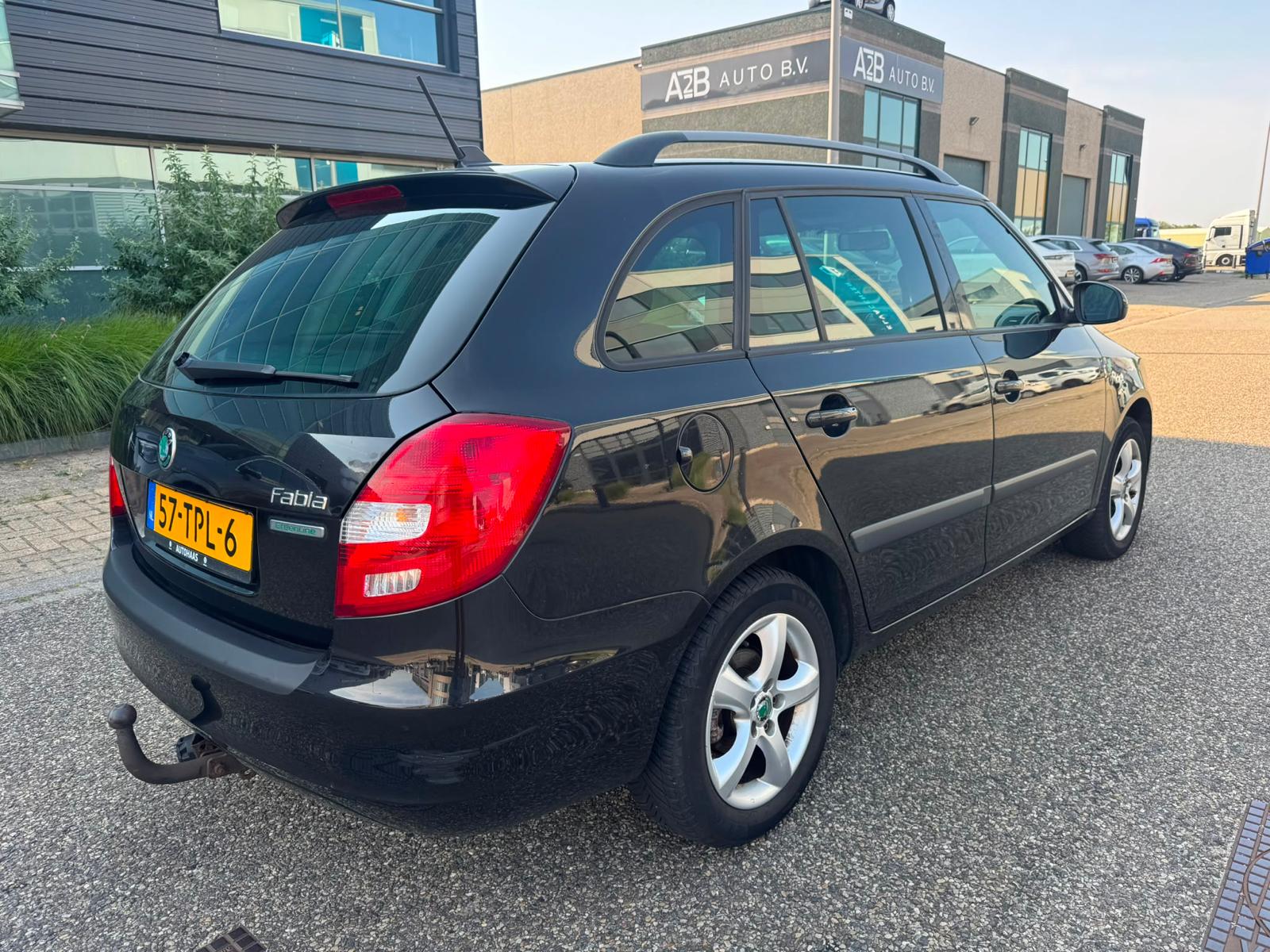 Skoda Fabia — poza 2
