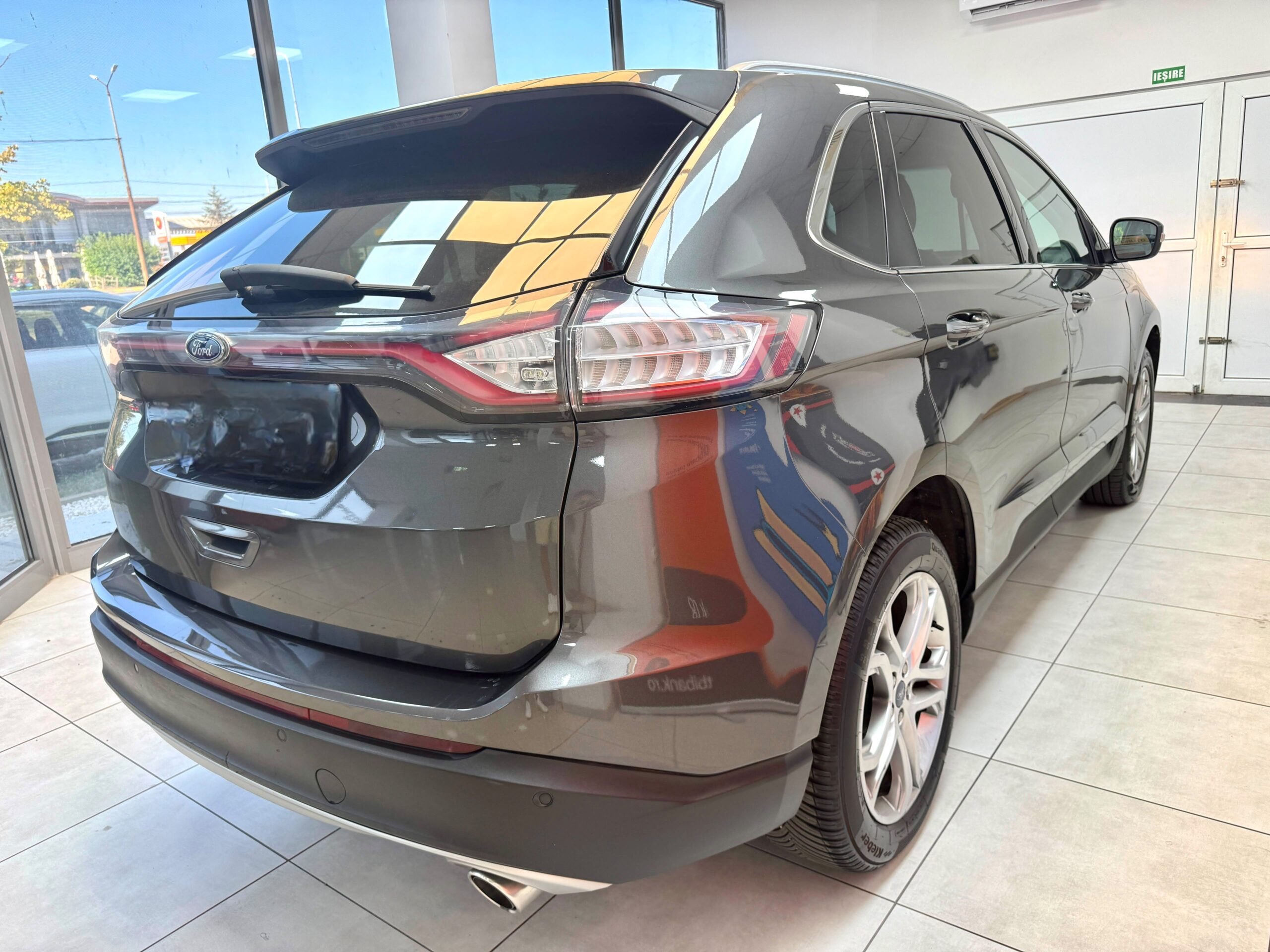 Ford Edge — poza 3