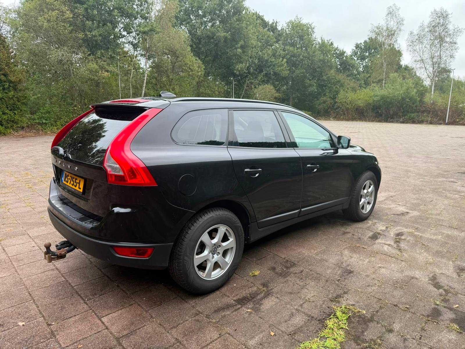 Volvo Xc60 — poza 3