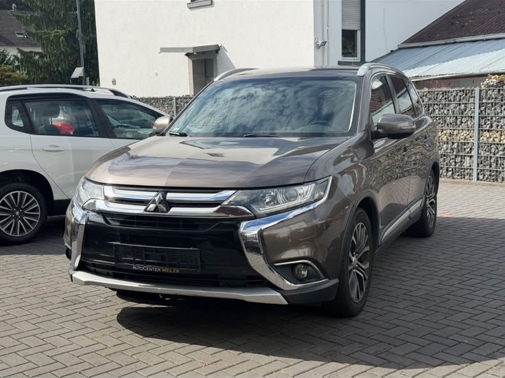Mitsubishi Outlande — poza 2