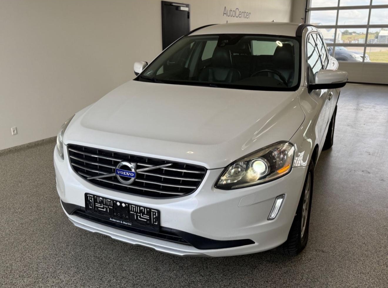Volvo Xc60 — poza 2