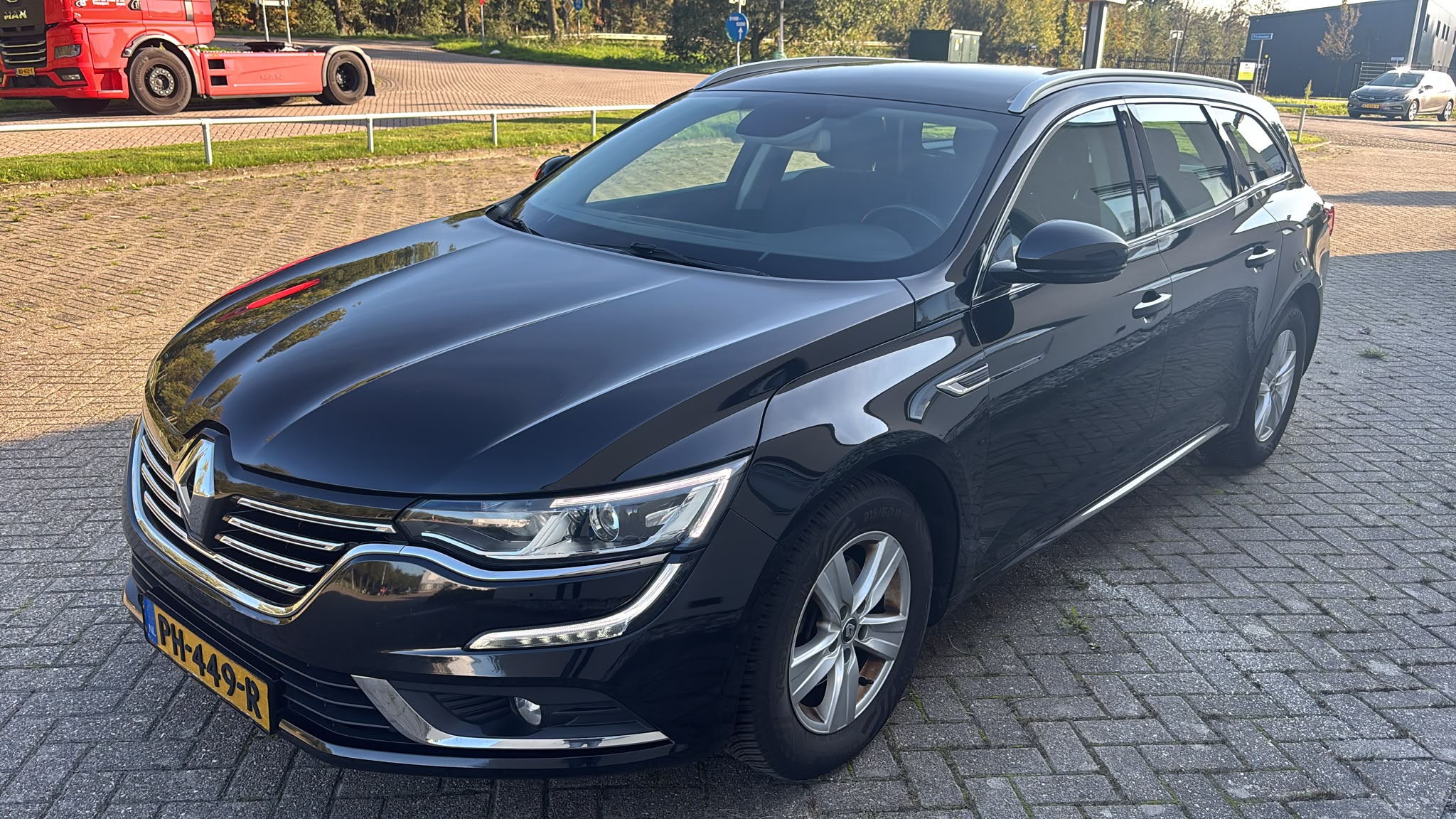 Renault Talisman — poza 2