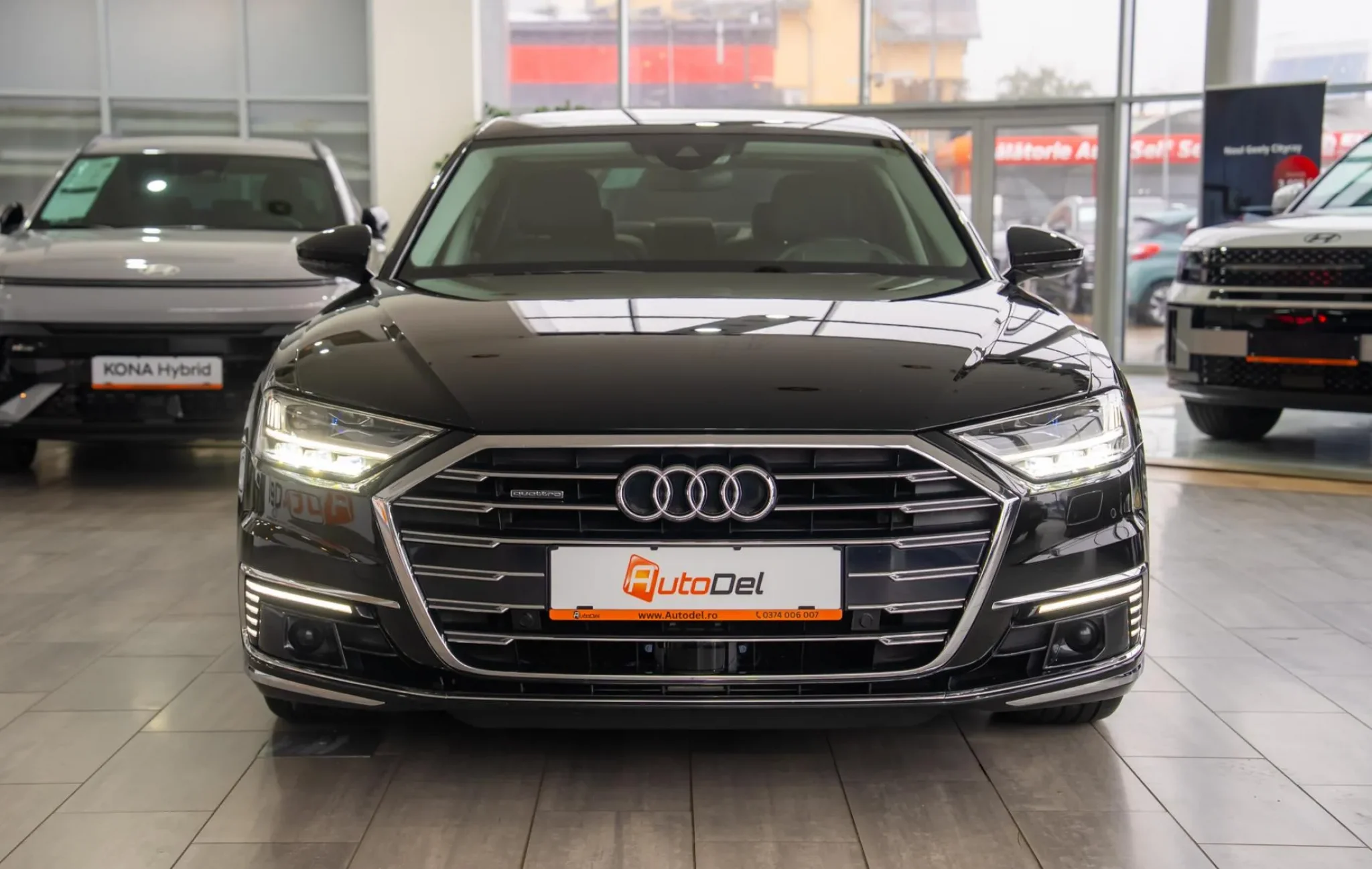 Audi A8 Long 60TFSIe 3.0 Plug-in Hybrid 4x4 — poza 2
