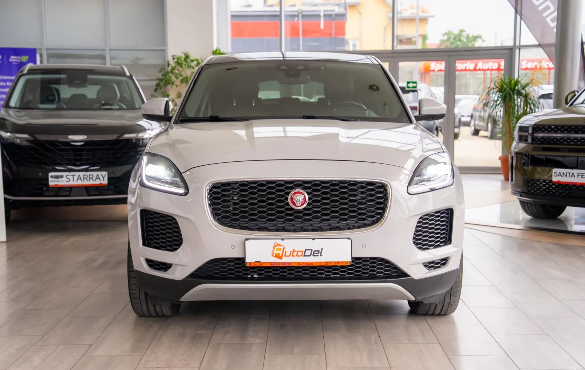 Jaguar E-Pace P250 Chequered Flag — poza 2