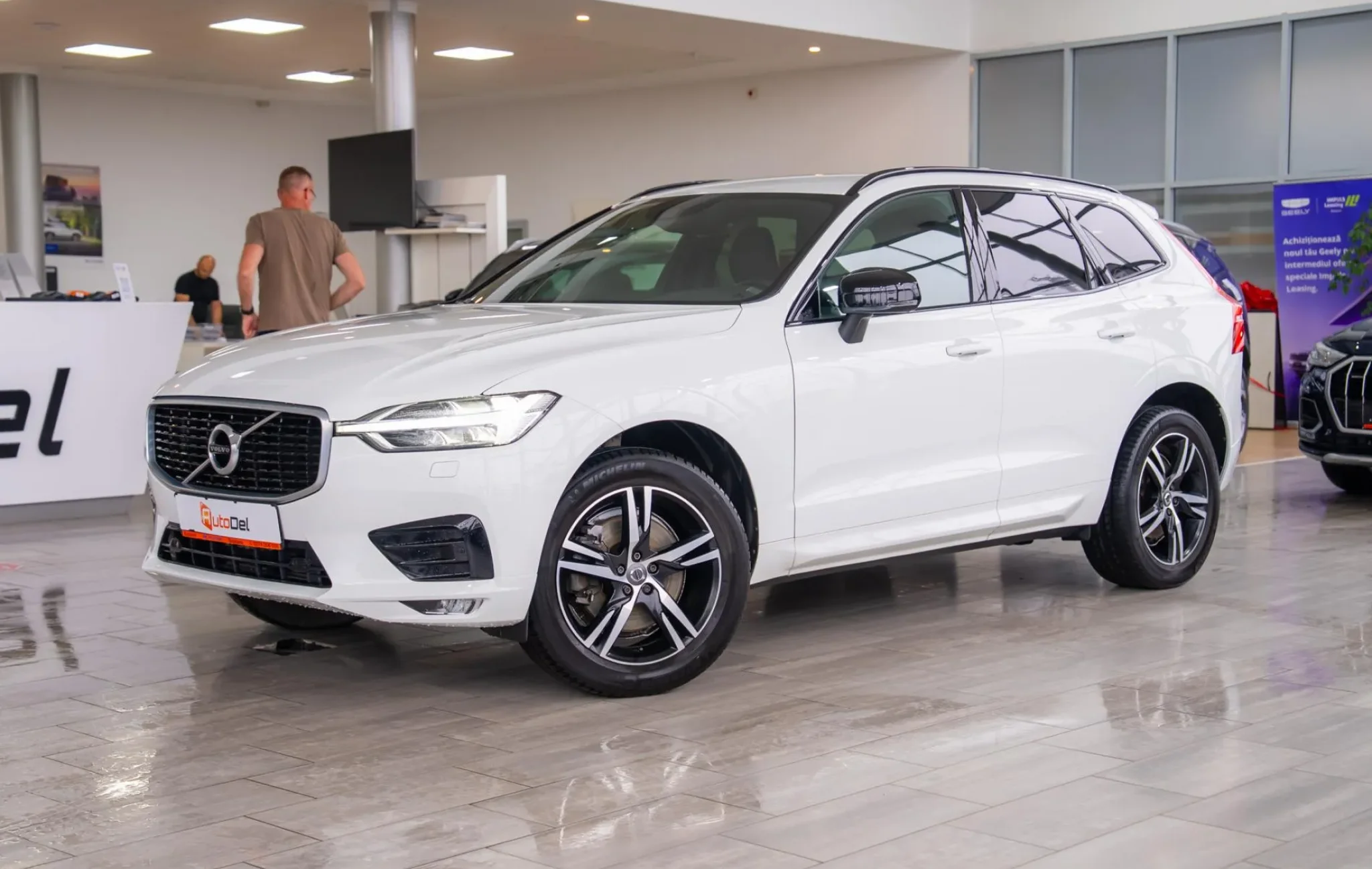 Volvo Xc 60 2.0 T4 Geartronic "R-Design" — poza 3