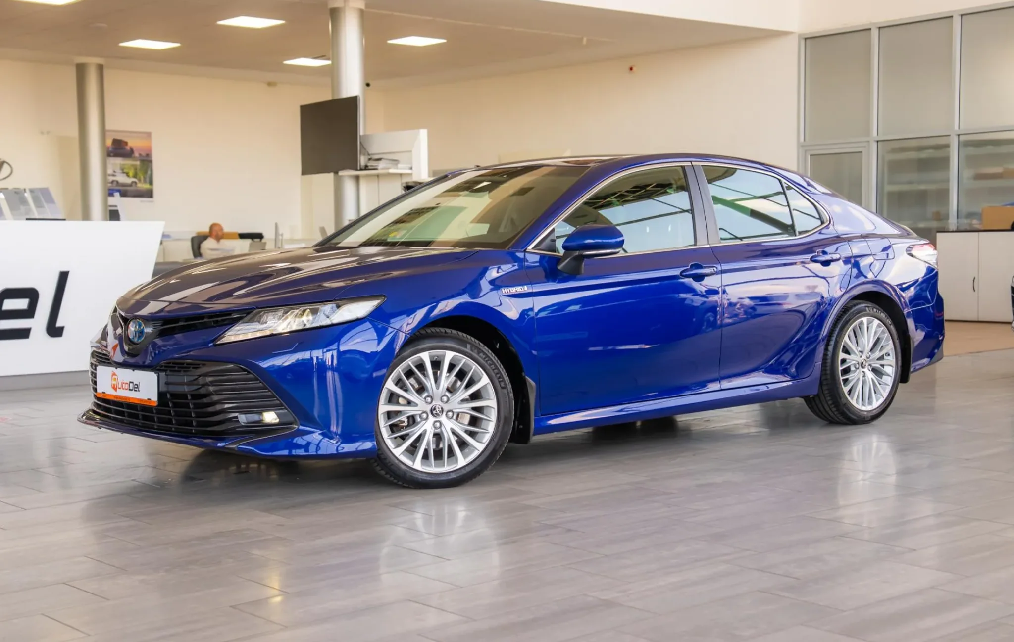 Toyota Camry 2.5 Hybrid Business Executive — poza 3