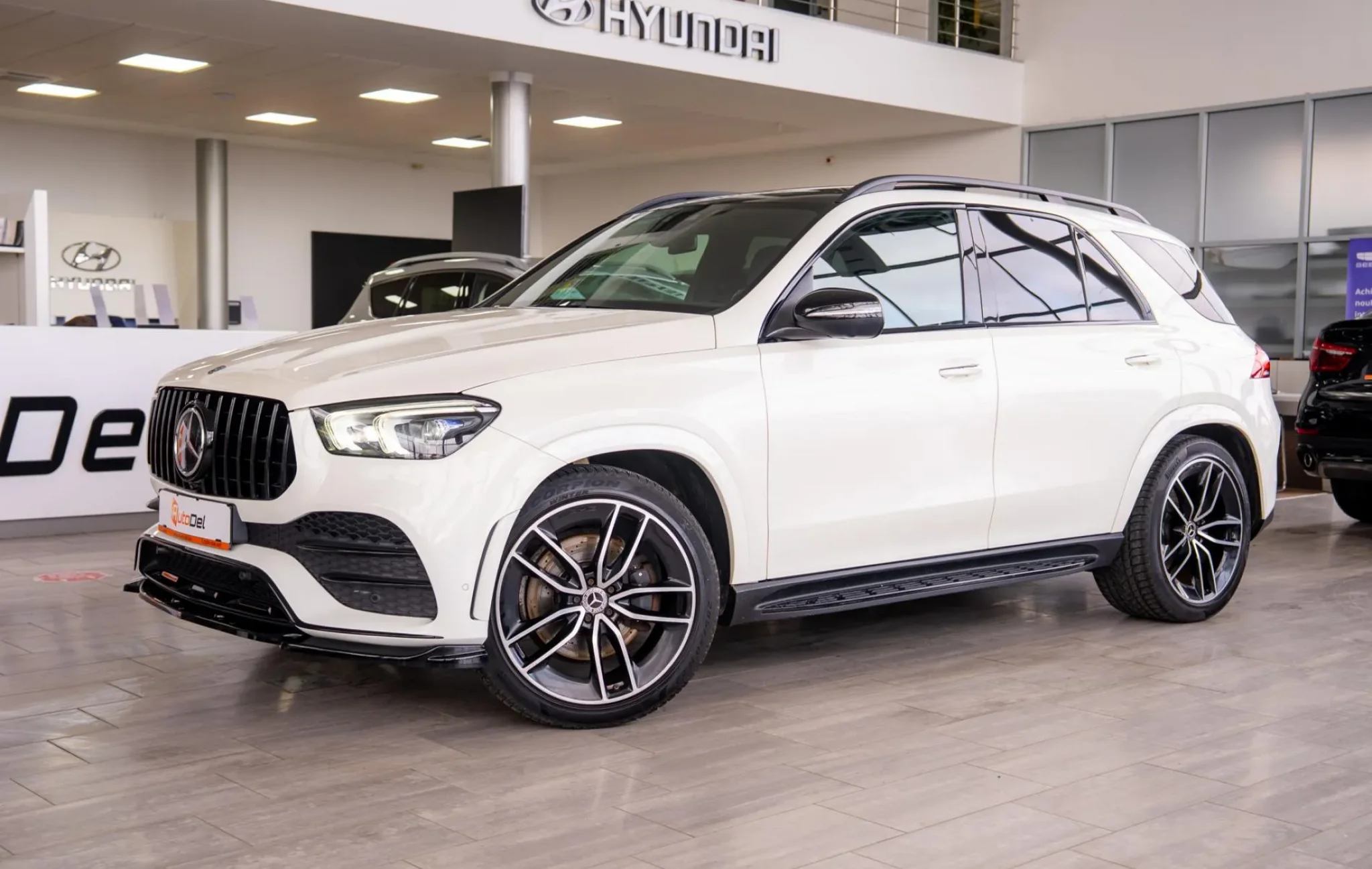 Mercedes-Benz Gle "AMG Line" 300d 4Matic 9G-Tronic — poza 3