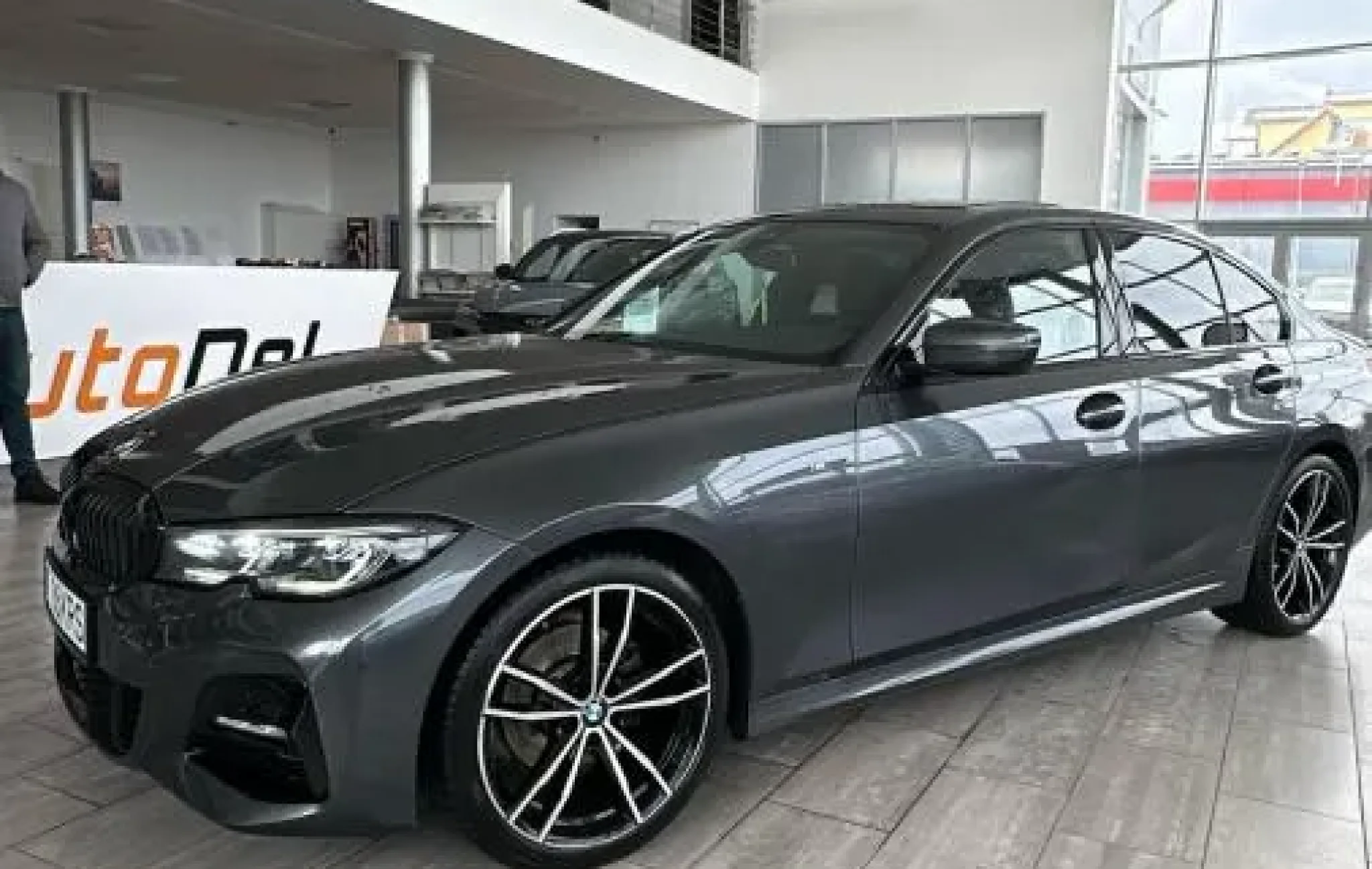 BMW Seria 3 320i xDrive - "M Sport" — poza 3