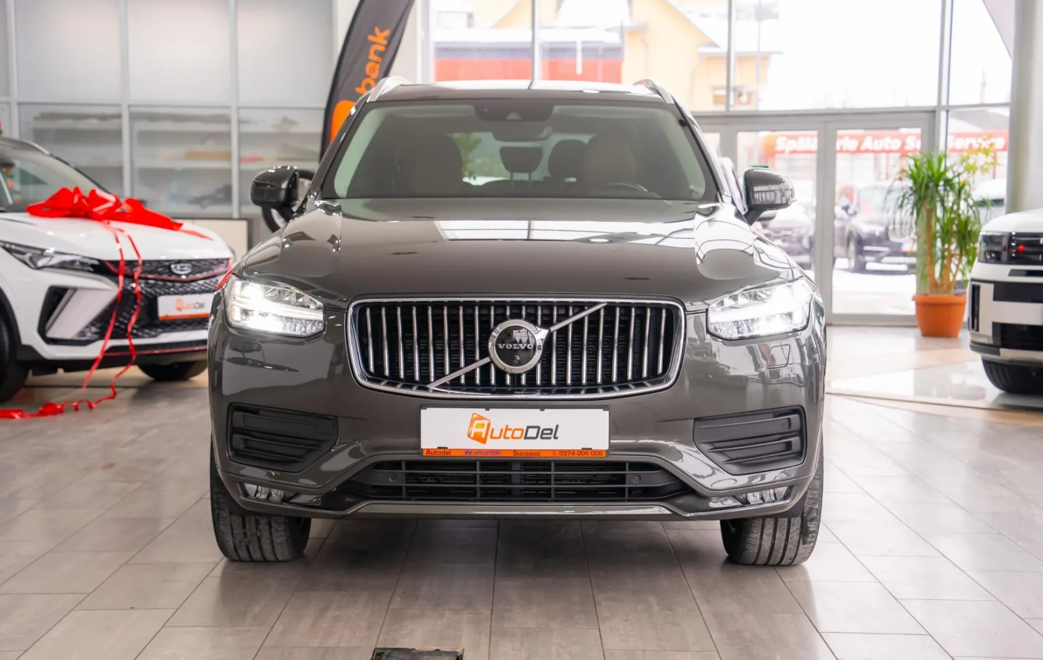 Volvo Xc 90 2.0 Diesel Mild-Hybrid 4x4 "Momentum Pro" - 7 Locuri — poza 2