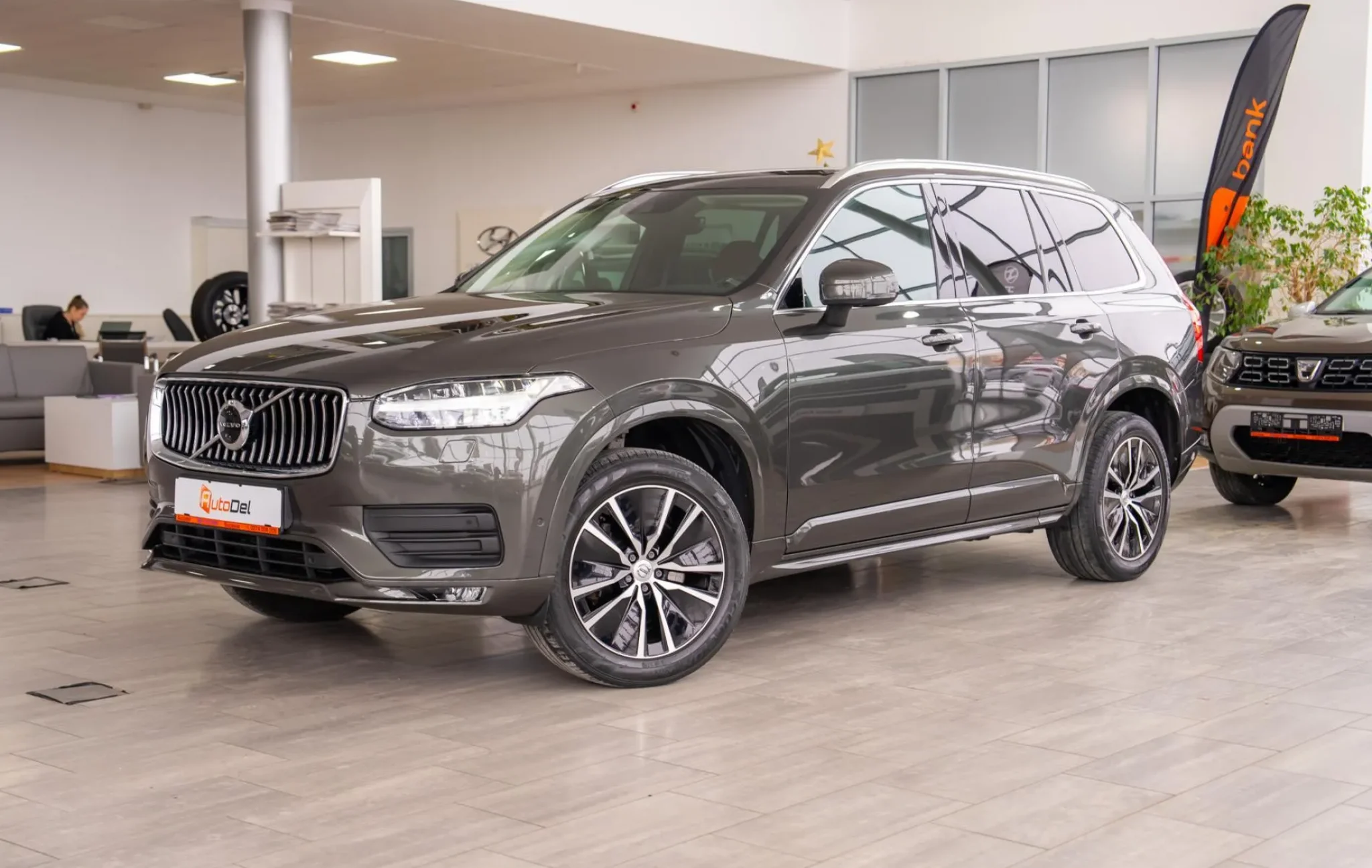 Volvo Xc 90 2.0 Diesel Mild-Hybrid 4x4 "Momentum Pro" - 7 Locuri — poza 3