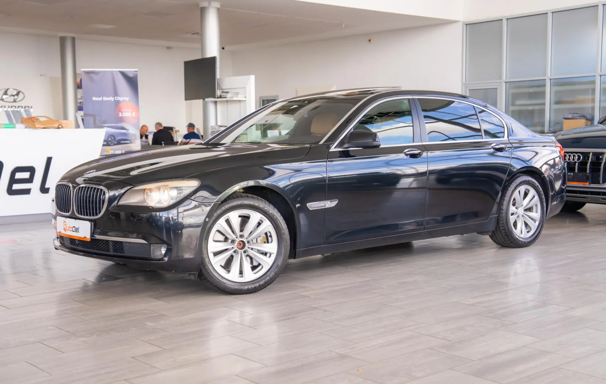 BMW Seria 7 750 Li XDRIVE — poza 3