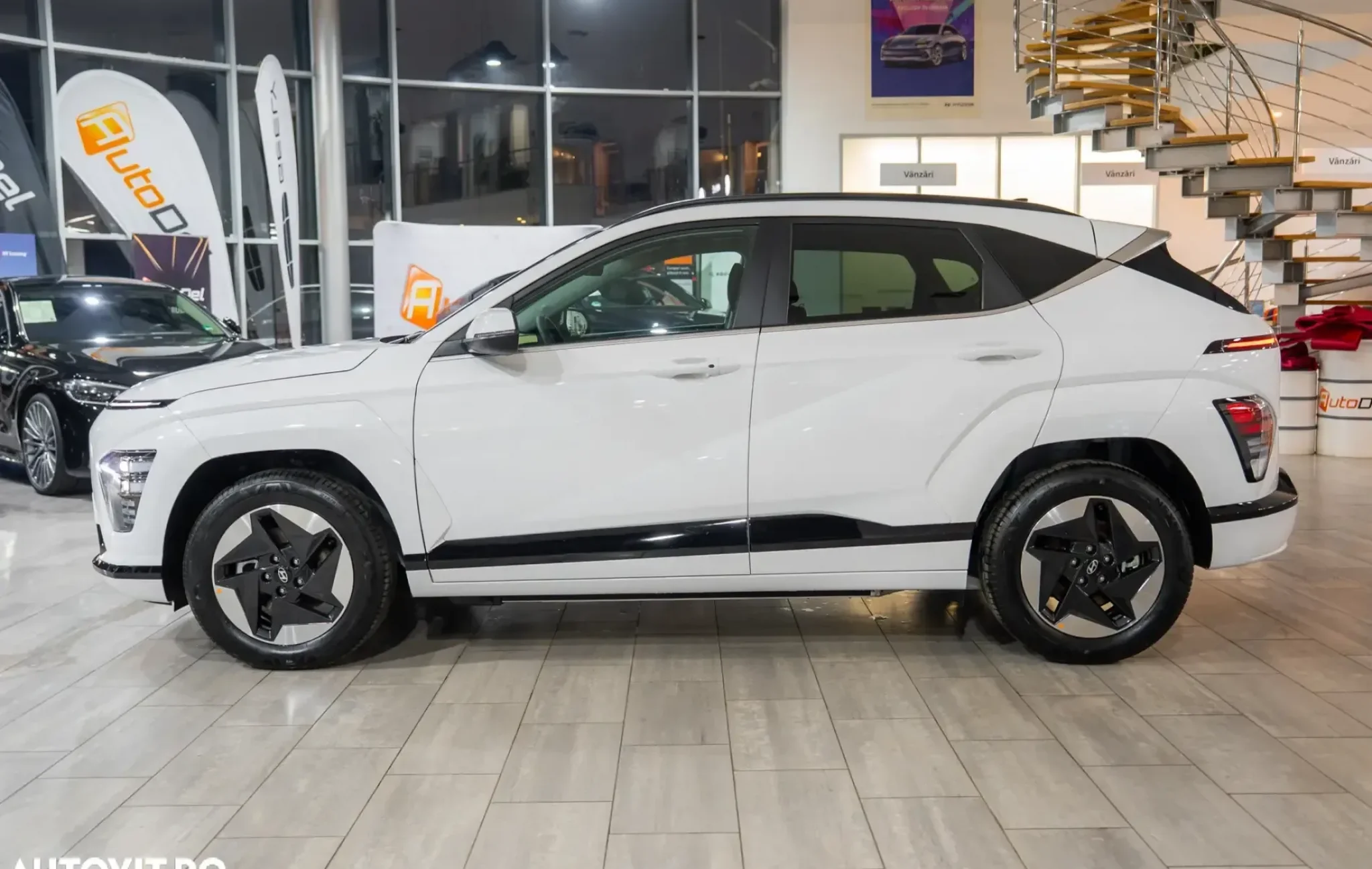 Hyundai Kona BEV 204 CP 64.8 kWh Luxury — poza 3