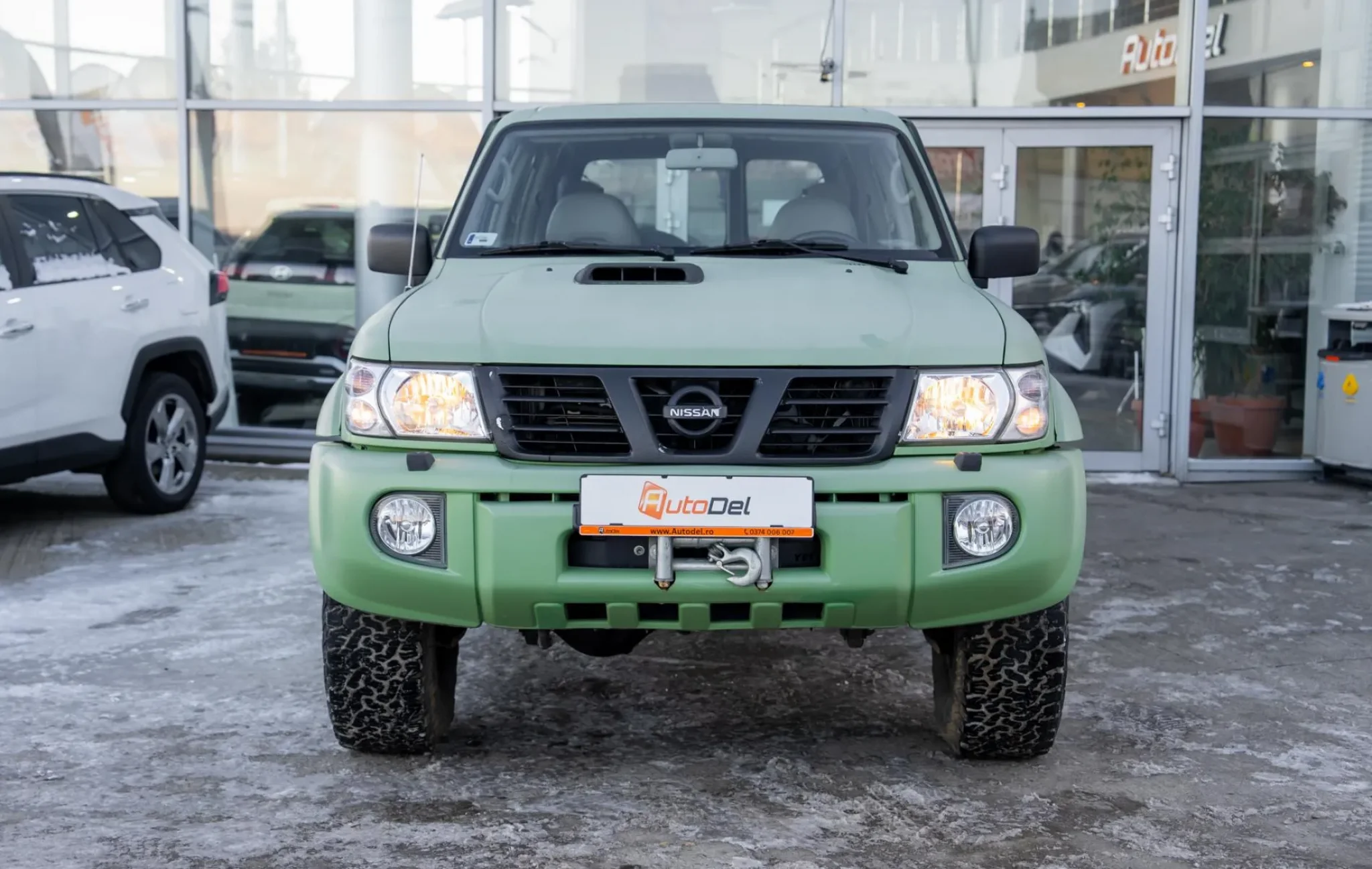 Nissan Patrol V 5-door (Y61) 3.0 Di 16V — poza 2