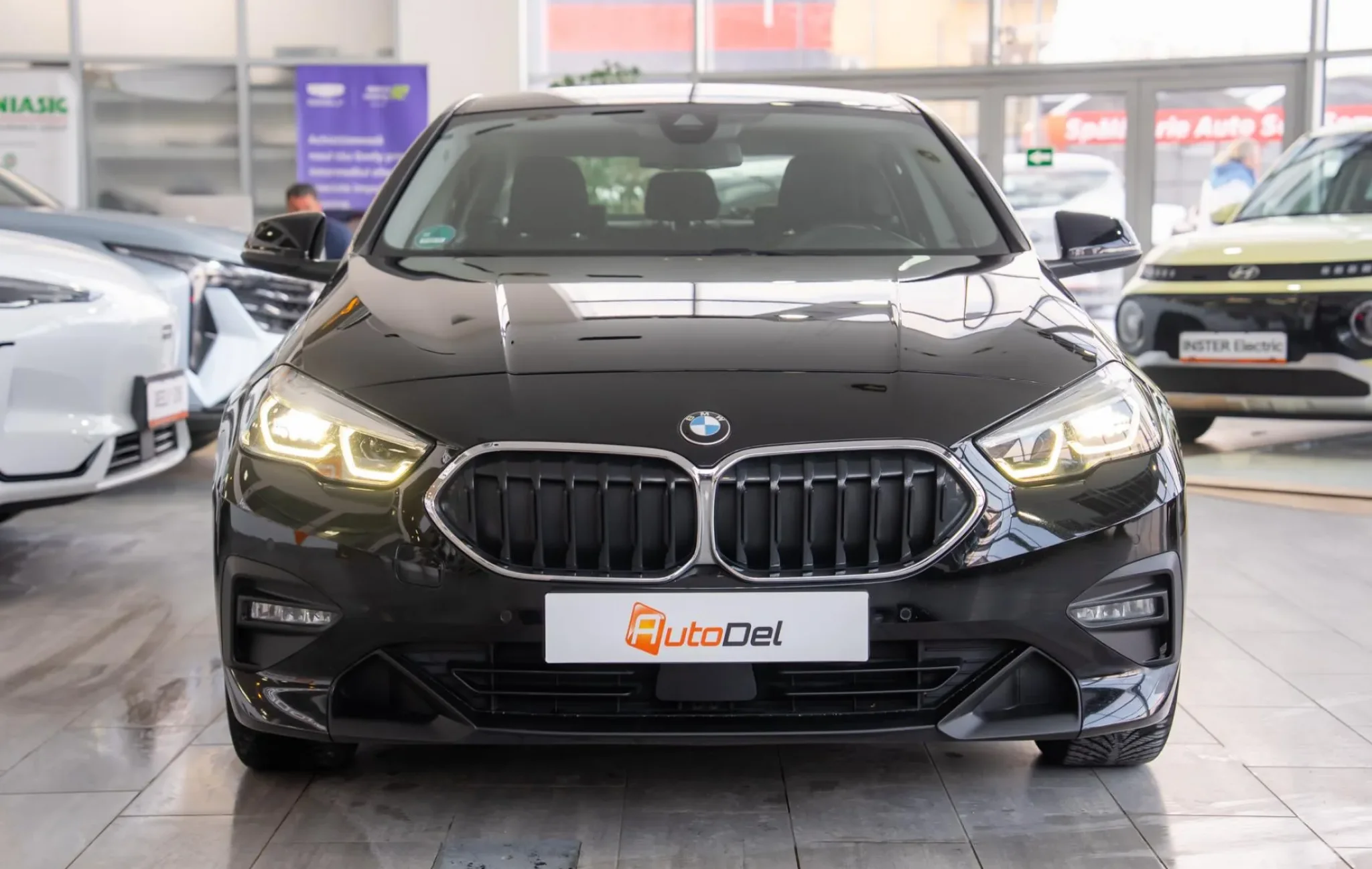 BMW Seria 2 Gran Coupé 218i Executive Edition — poza 2