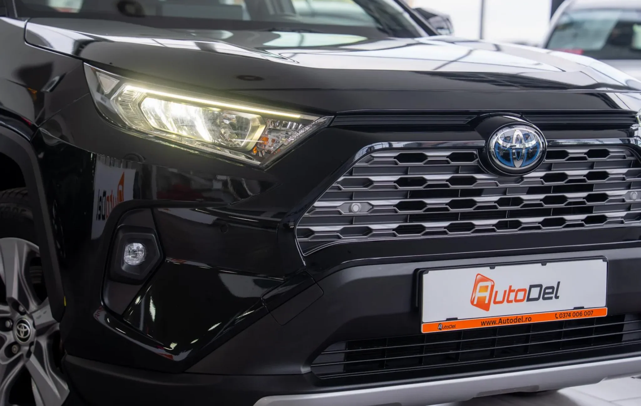 Toyota Rav4 2,5 Hybrid Automatik — poza 2