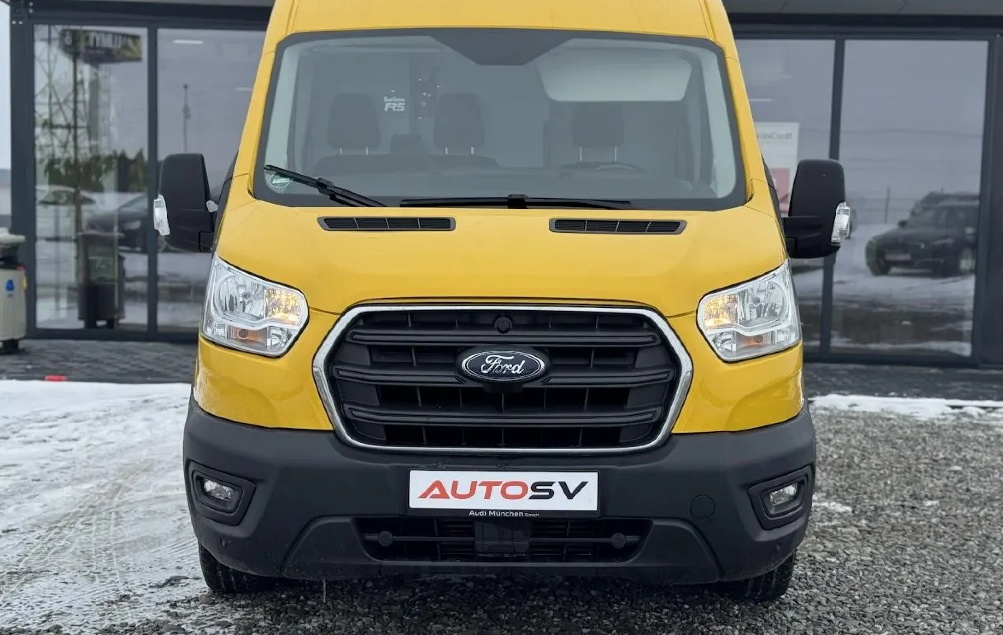 Ford Transit 2.0TDCI L3H2 - Autoutilitara N1 — poza 2