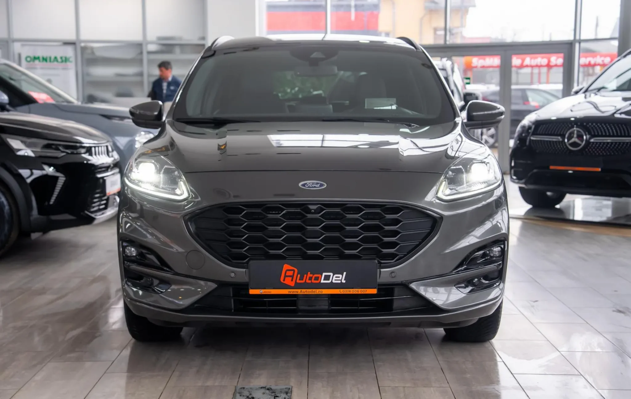 Ford Kuga Plug-In Hybrid Automatik "ST-Line" — poza 2