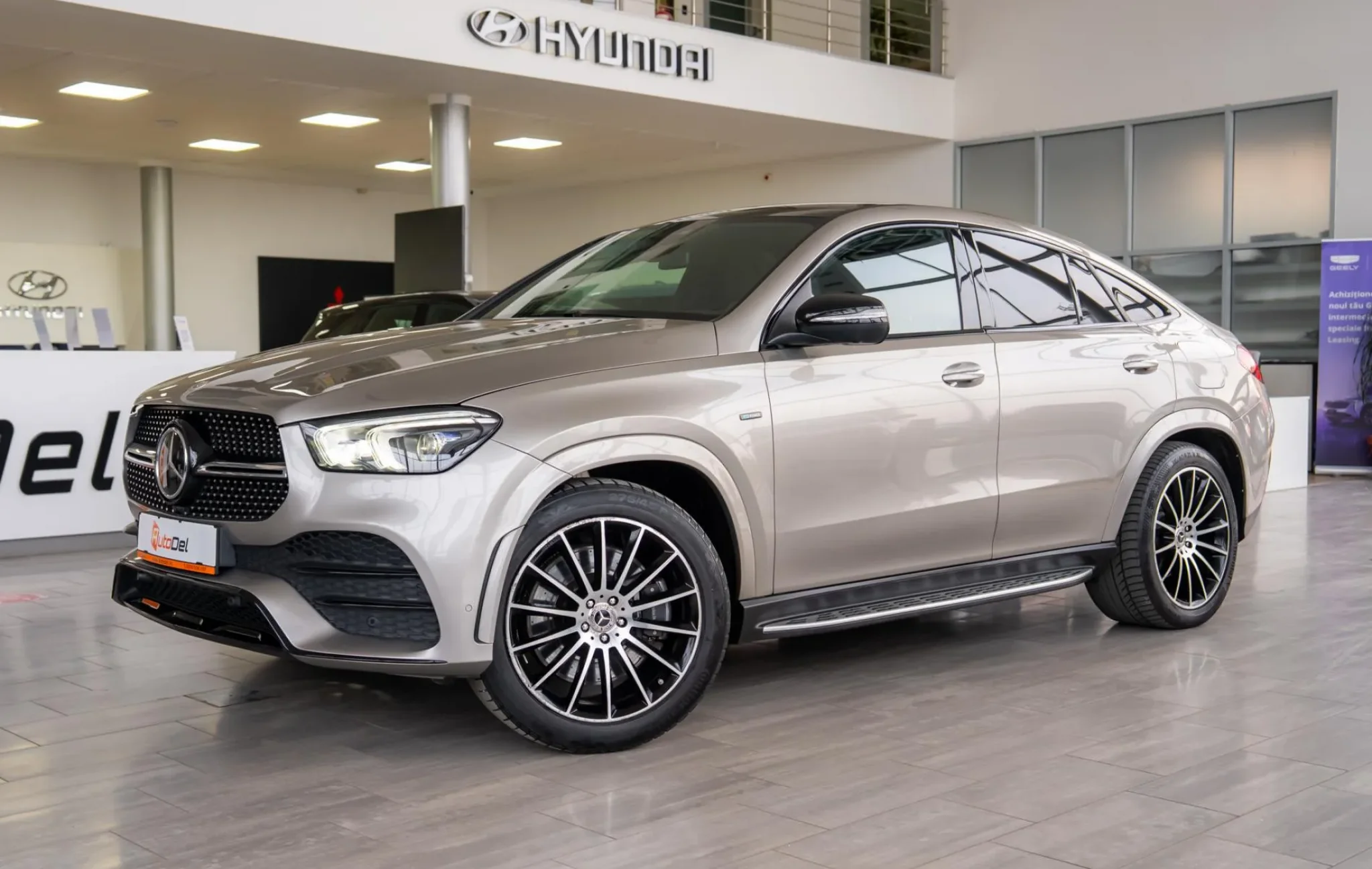 Mercedes-Benz Glc 63 Amg GLC63 S AMG 4M *NIGHT*PERF.SITZ*PANO*BURM*AHK* — poza 3