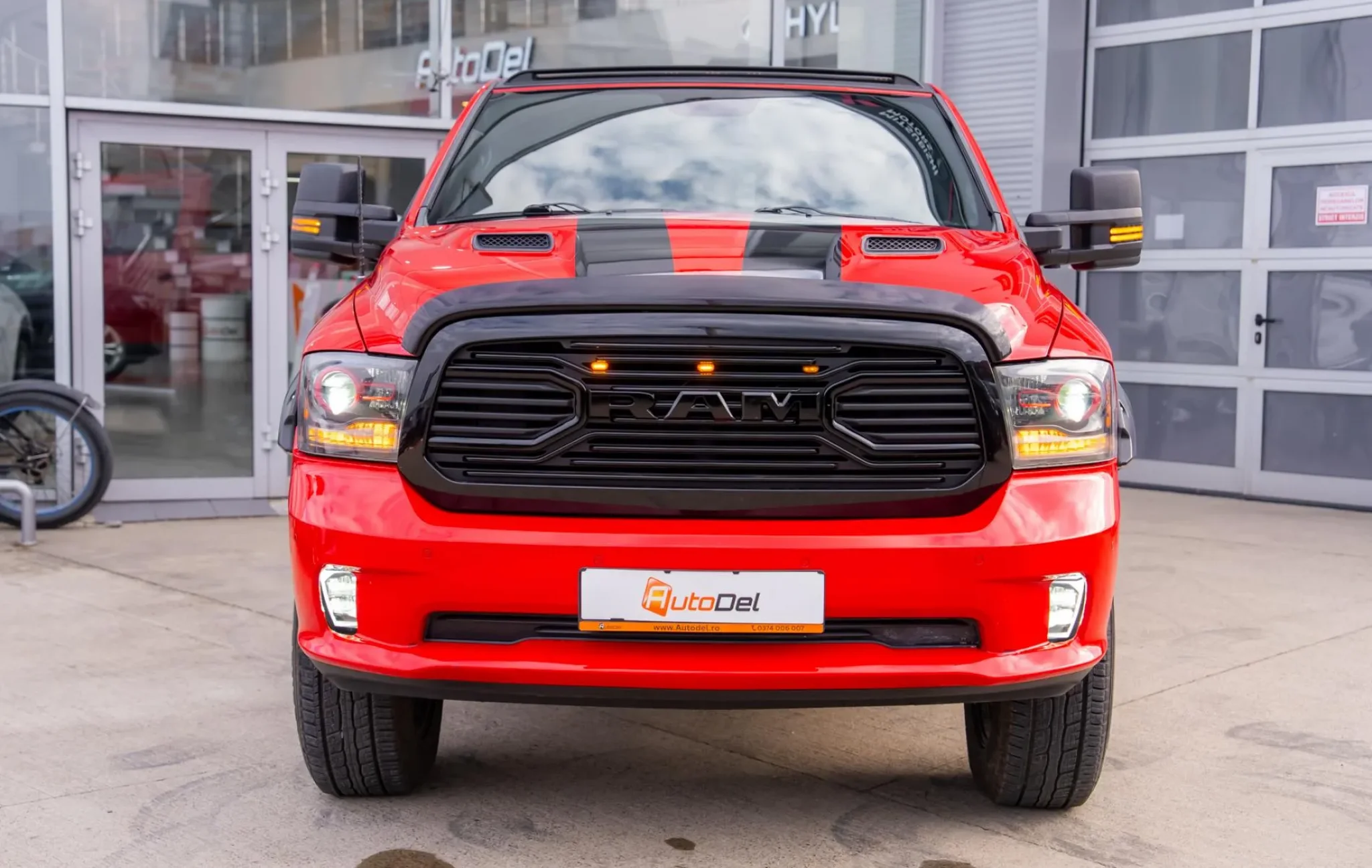 Dodge Ram 1500 — poza 2