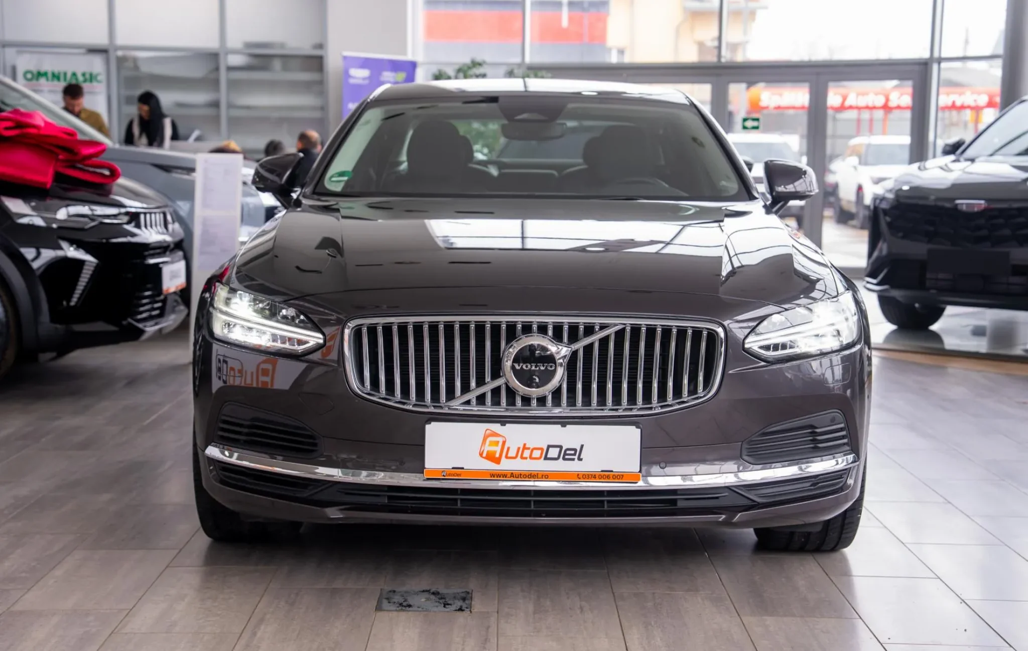 Volvo S90 T8 Recharge AWD Geartronic „Plus Bright” — poza 2