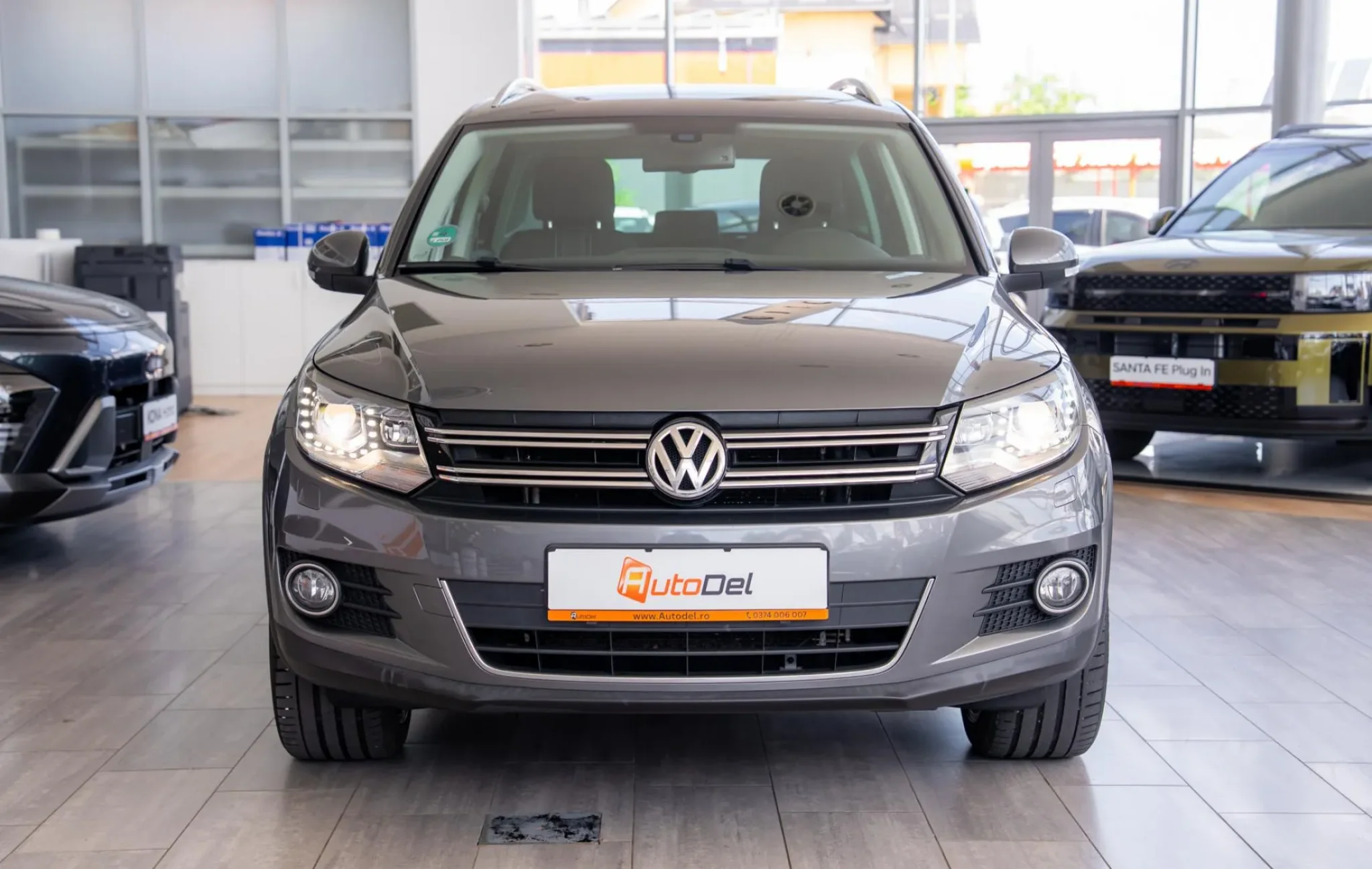Volkswagen Tiguan 2.0 TDI 4Motion DSG "Lounge" — poza 2
