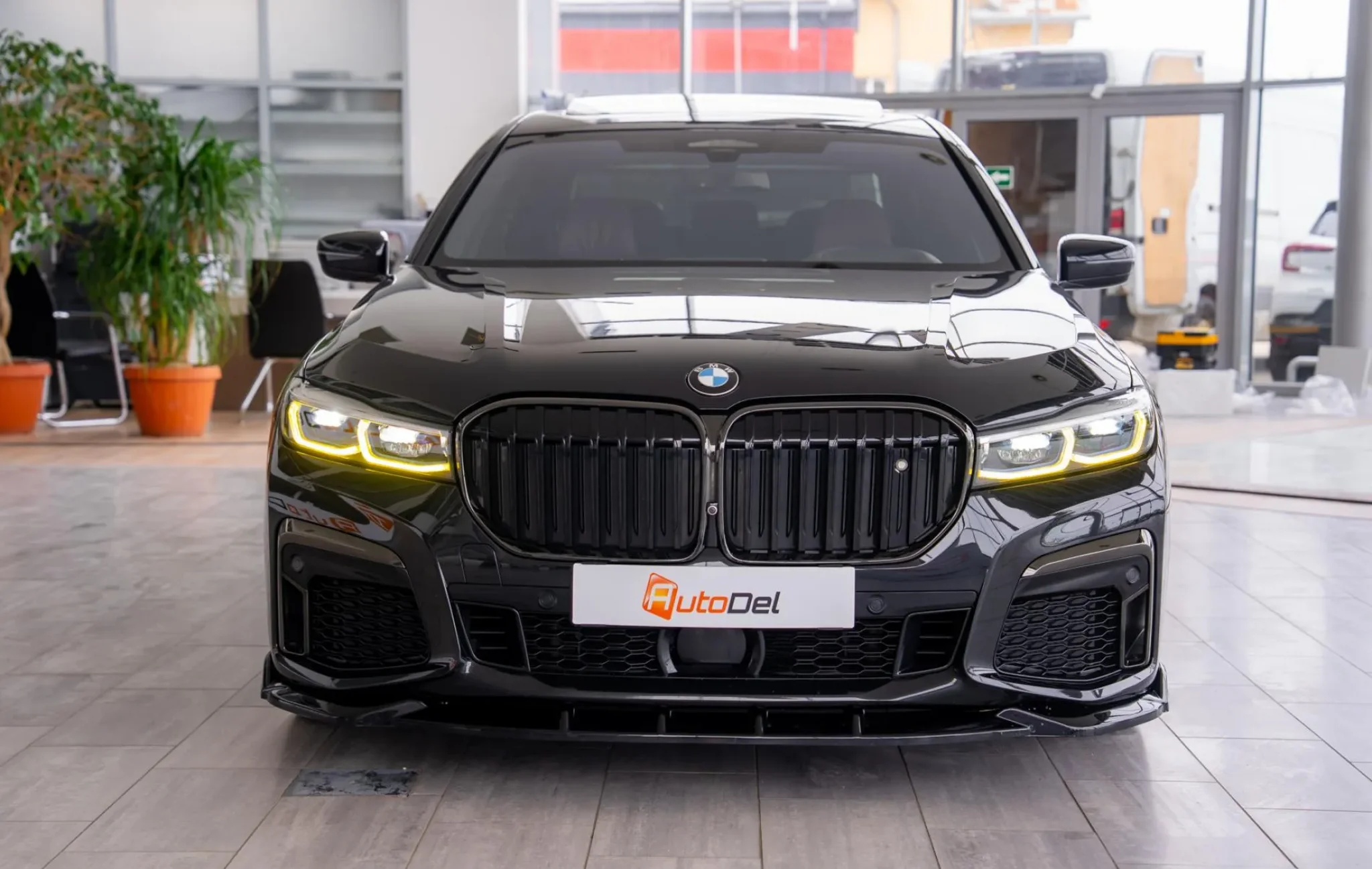 BMW Seria 7 745Le xDrive/3.0 Plug-in Hybrid — poza 2