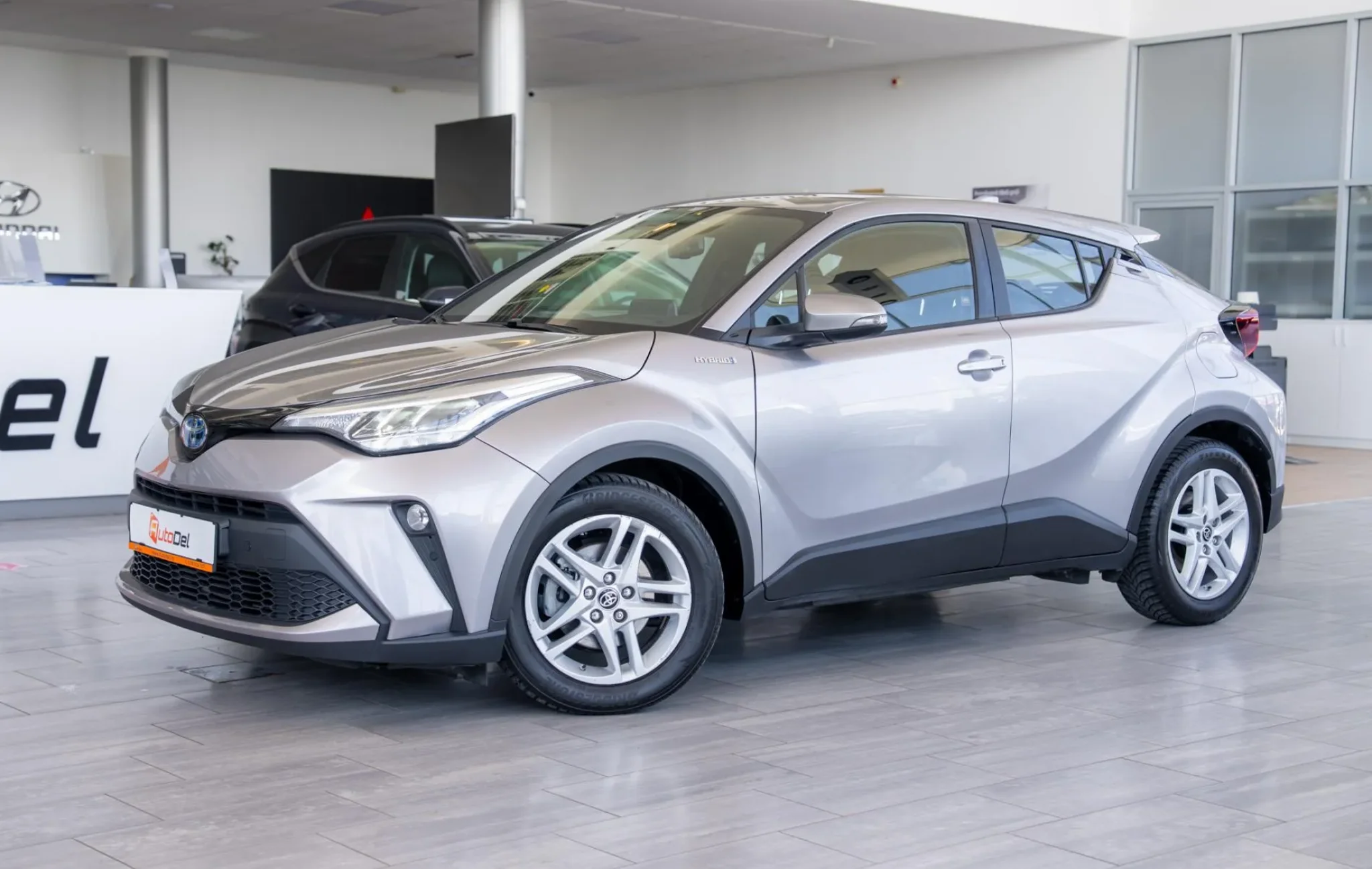 Toyota C-Hr 1.8 Hybride 122 Dynamic Business — poza 3