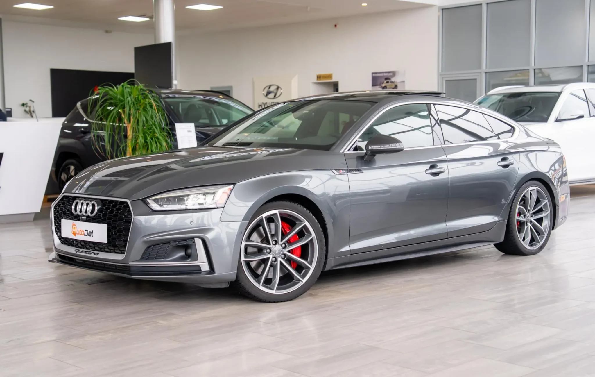 Audi S5 Sportback quattro 3.0 — poza 3