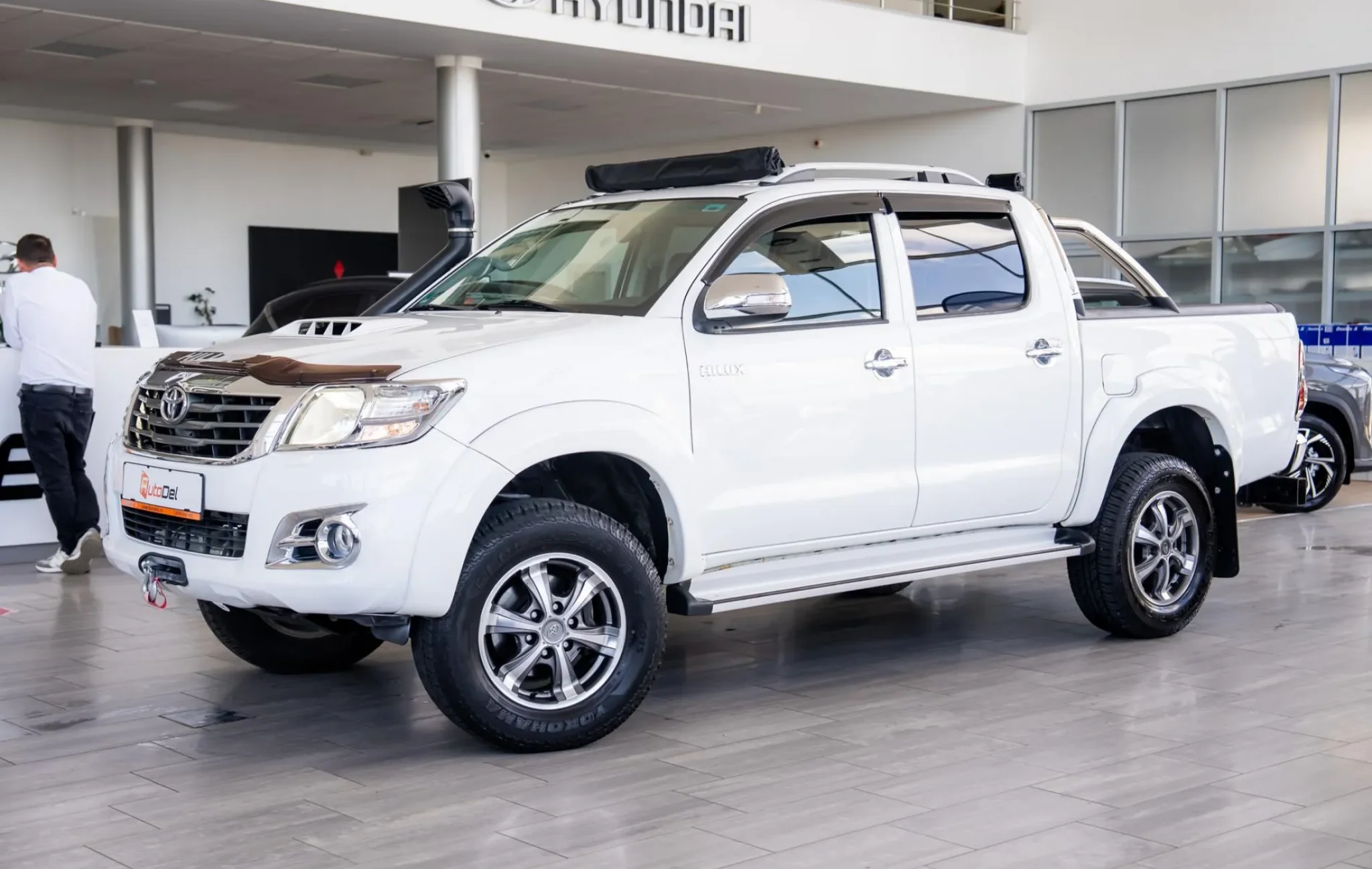Toyota Hilux 3.0 D-4D DC — poza 3