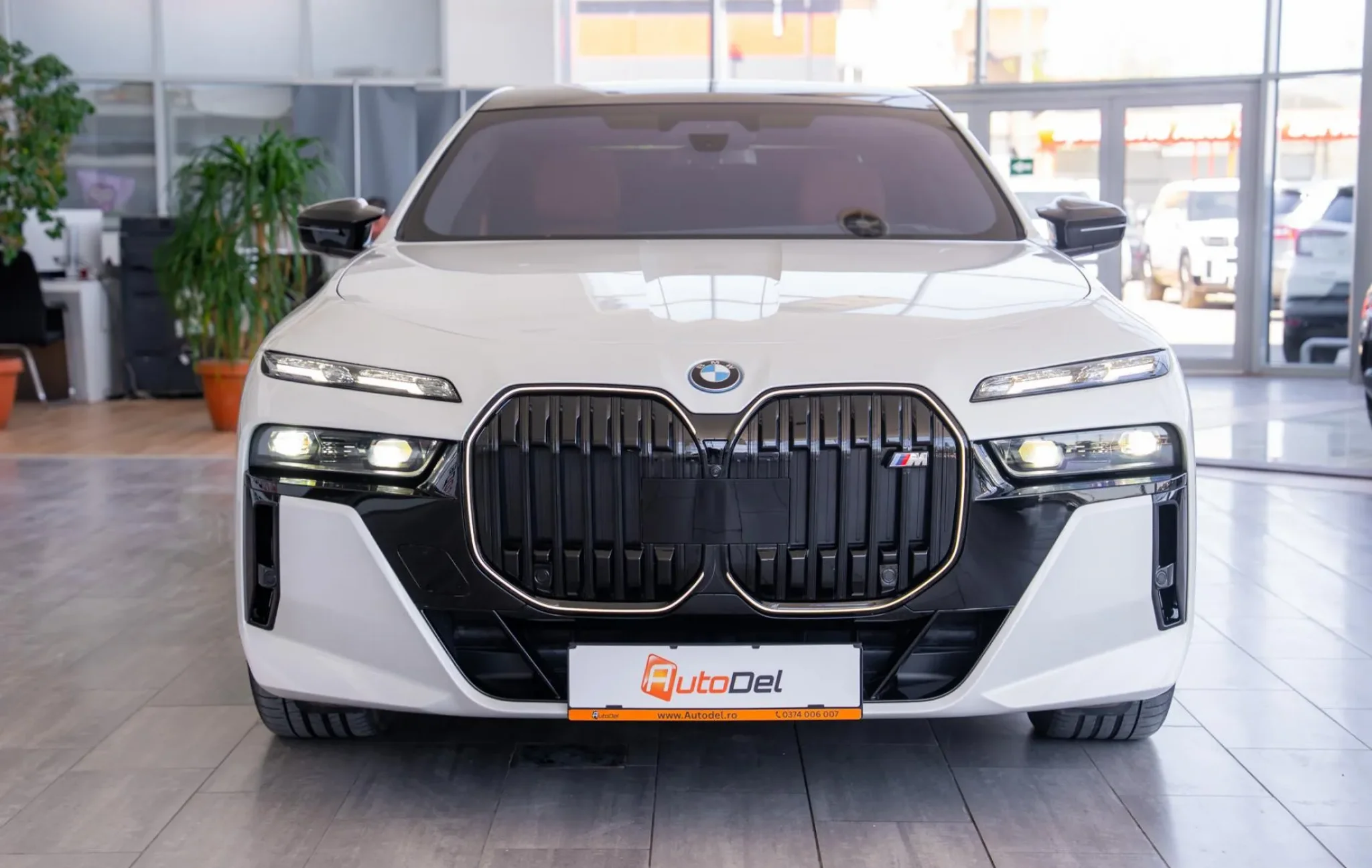 BMW Seria 7 M760e — poza 2