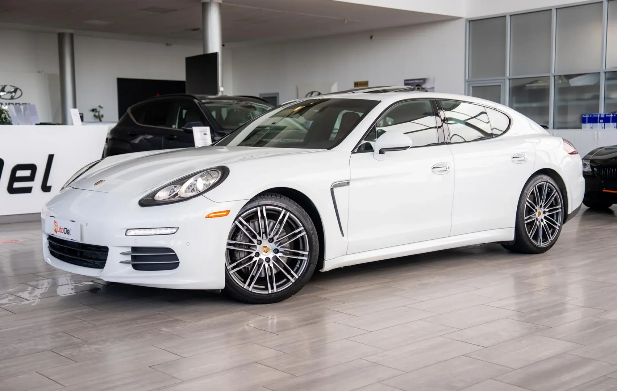 Porsche Panamera 4 PDK 3.6 V6 Edition — poza 3