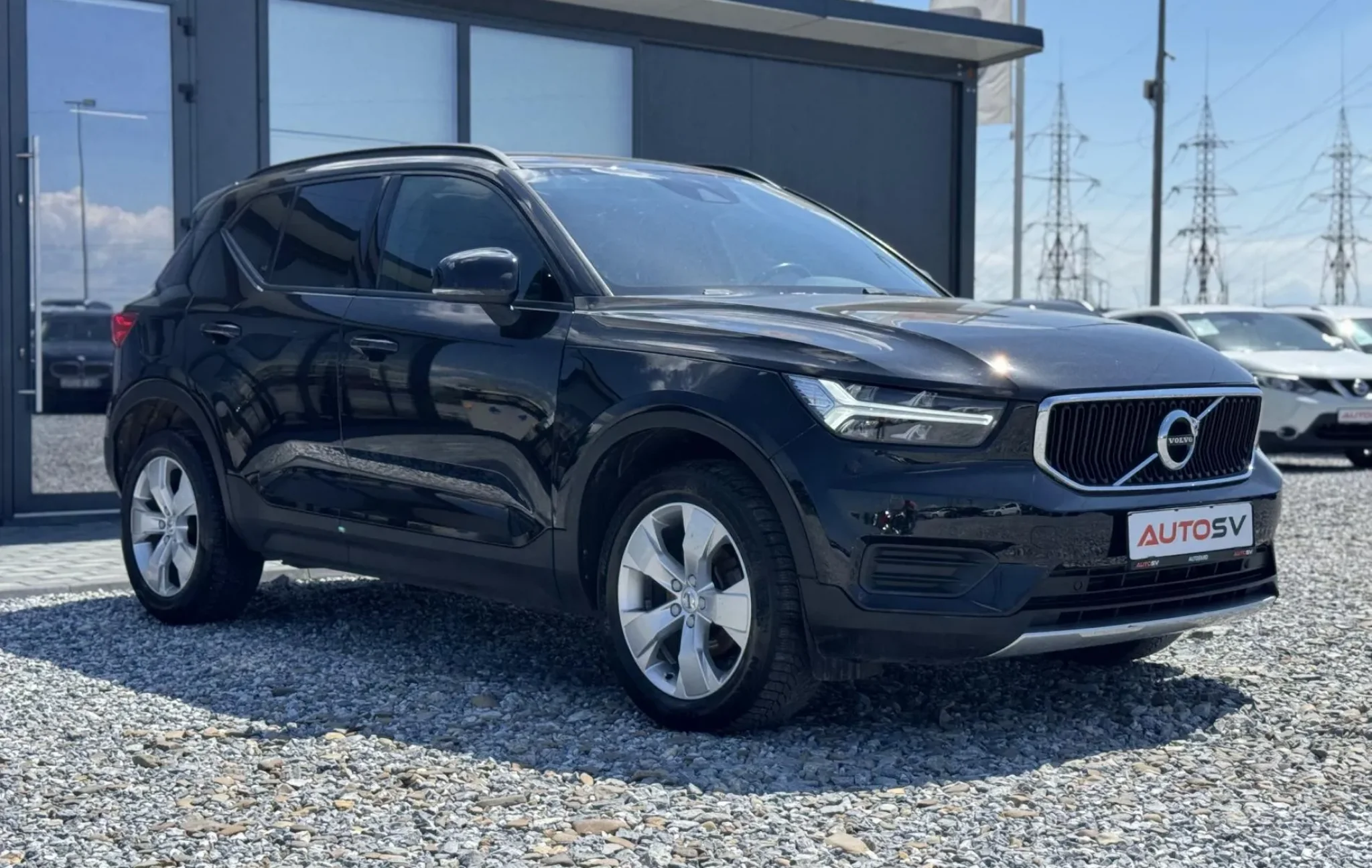 Volvo Xc 40 2.0 D3 “Momentum Pro” — poza 2