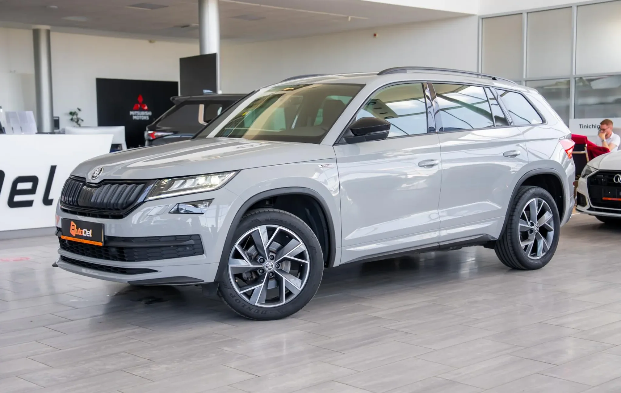Skoda Karoq Style 2.0 TDI AHK*Pano*Tempo*PDC*RFK*SH — poza 3
