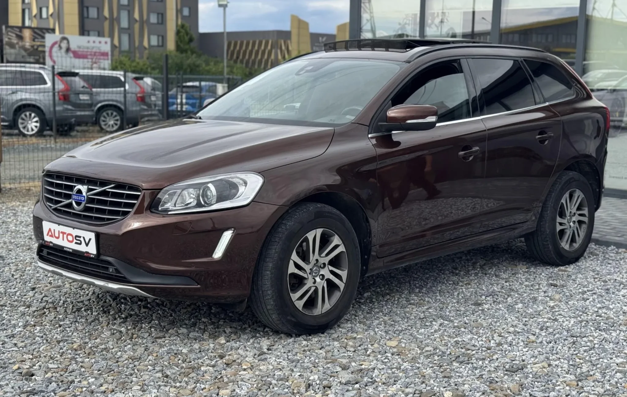 Volvo Xc 60 2.4 D5 4x4 - Facelift — poza 3