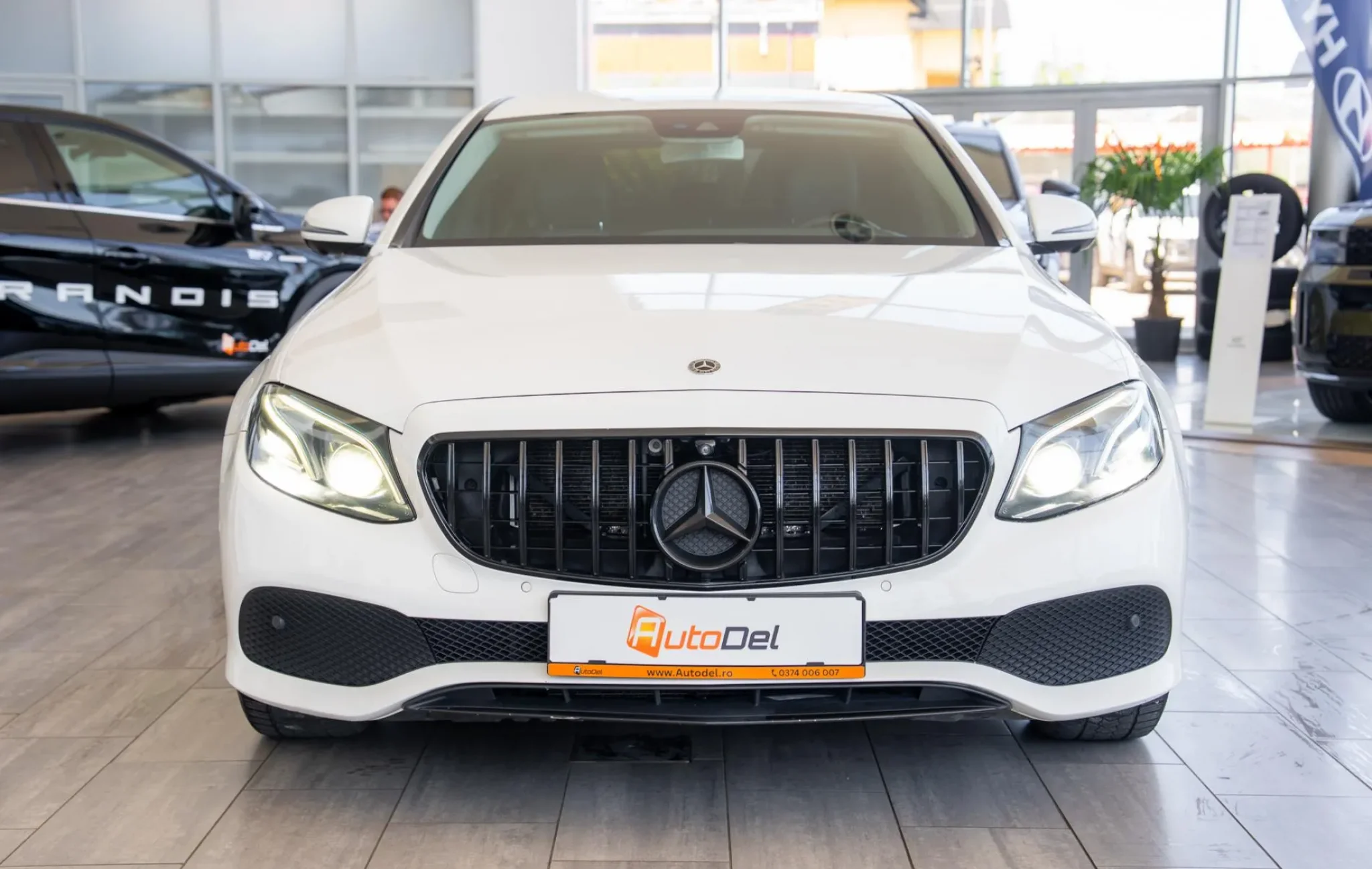 Mercedes-Benz E-Class 220D 4MATIC — poza 2