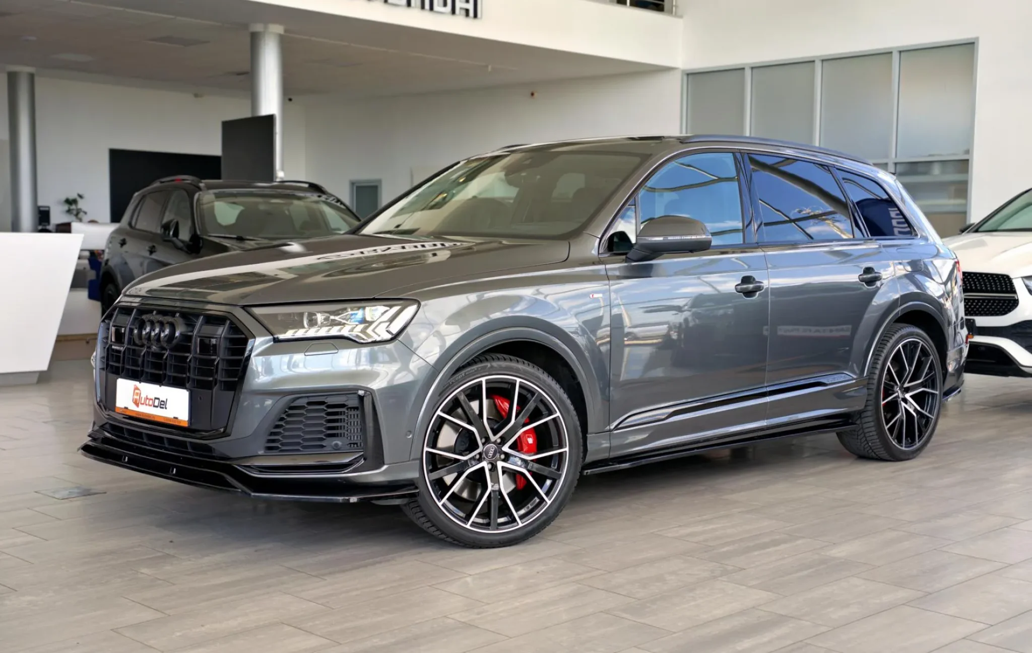 Audi Q7 55 TFSI e quattro tiptronic "S line" — poza 3