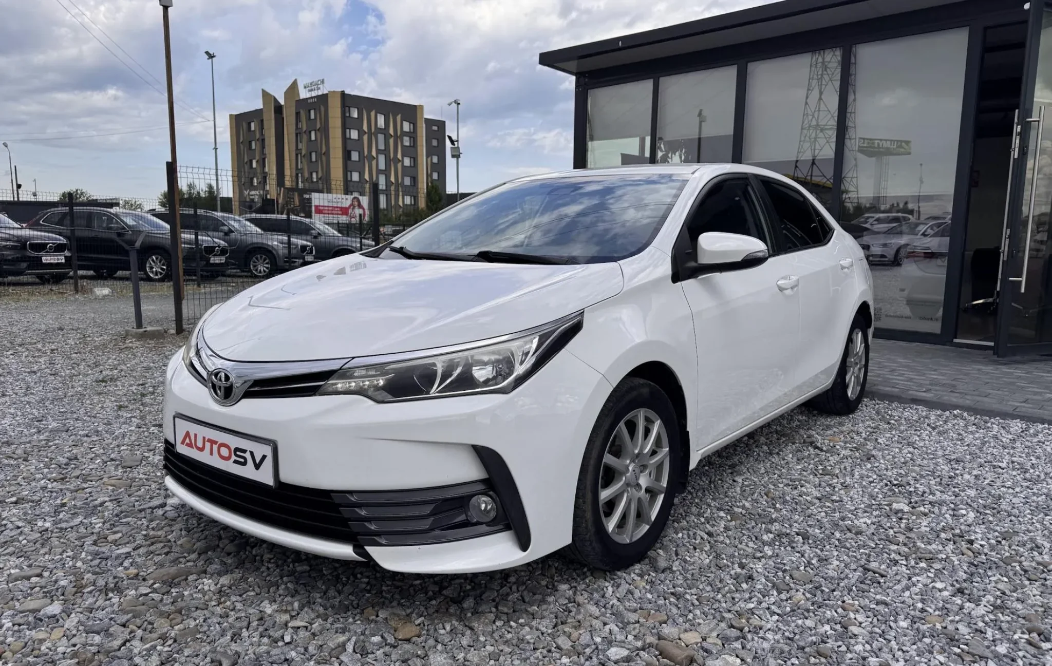 Toyota Corolla 1.3 — poza 3