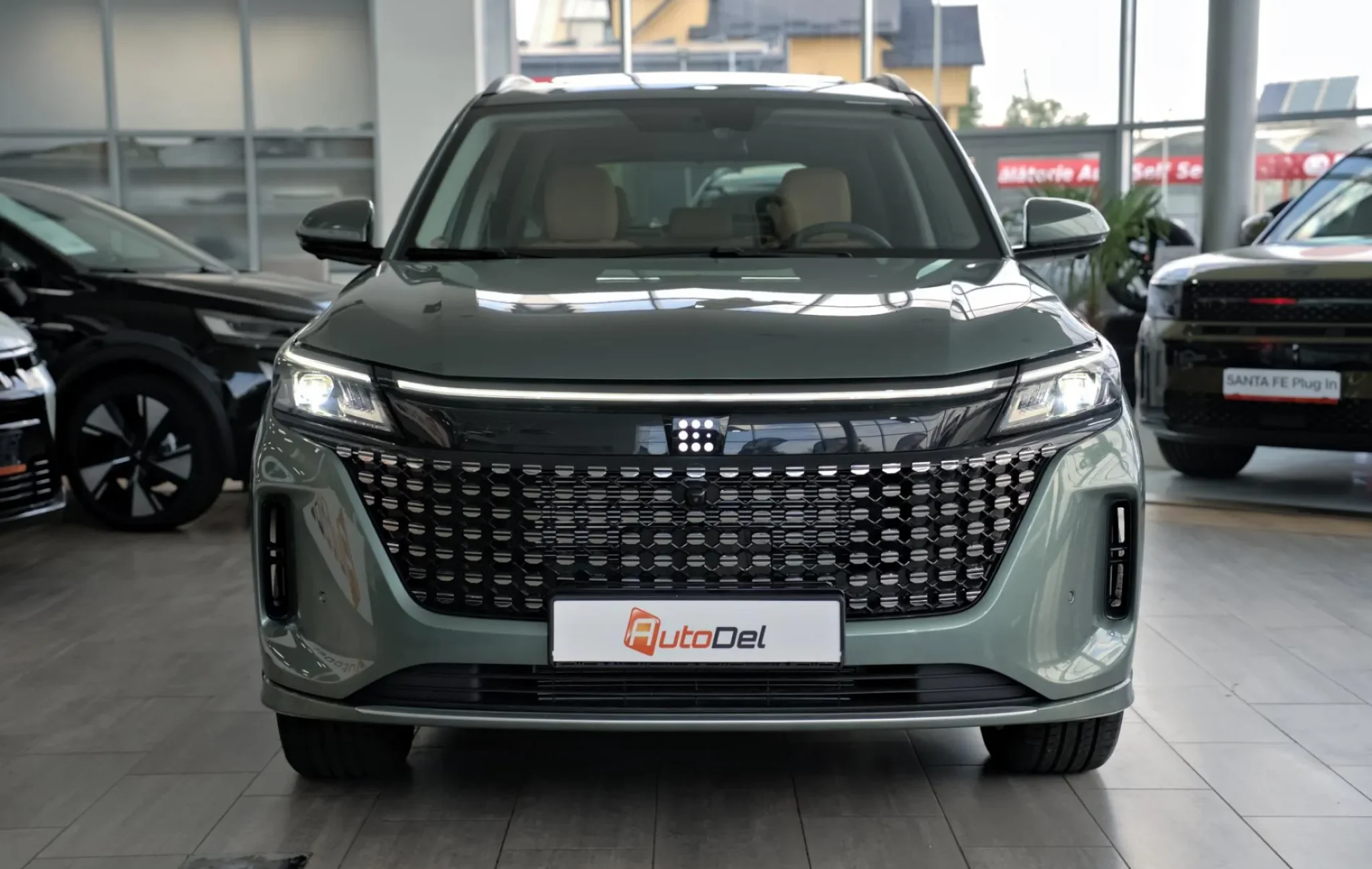 DFSK E5 1.5 2WD 174CP PHEV 7 locuri — poza 2