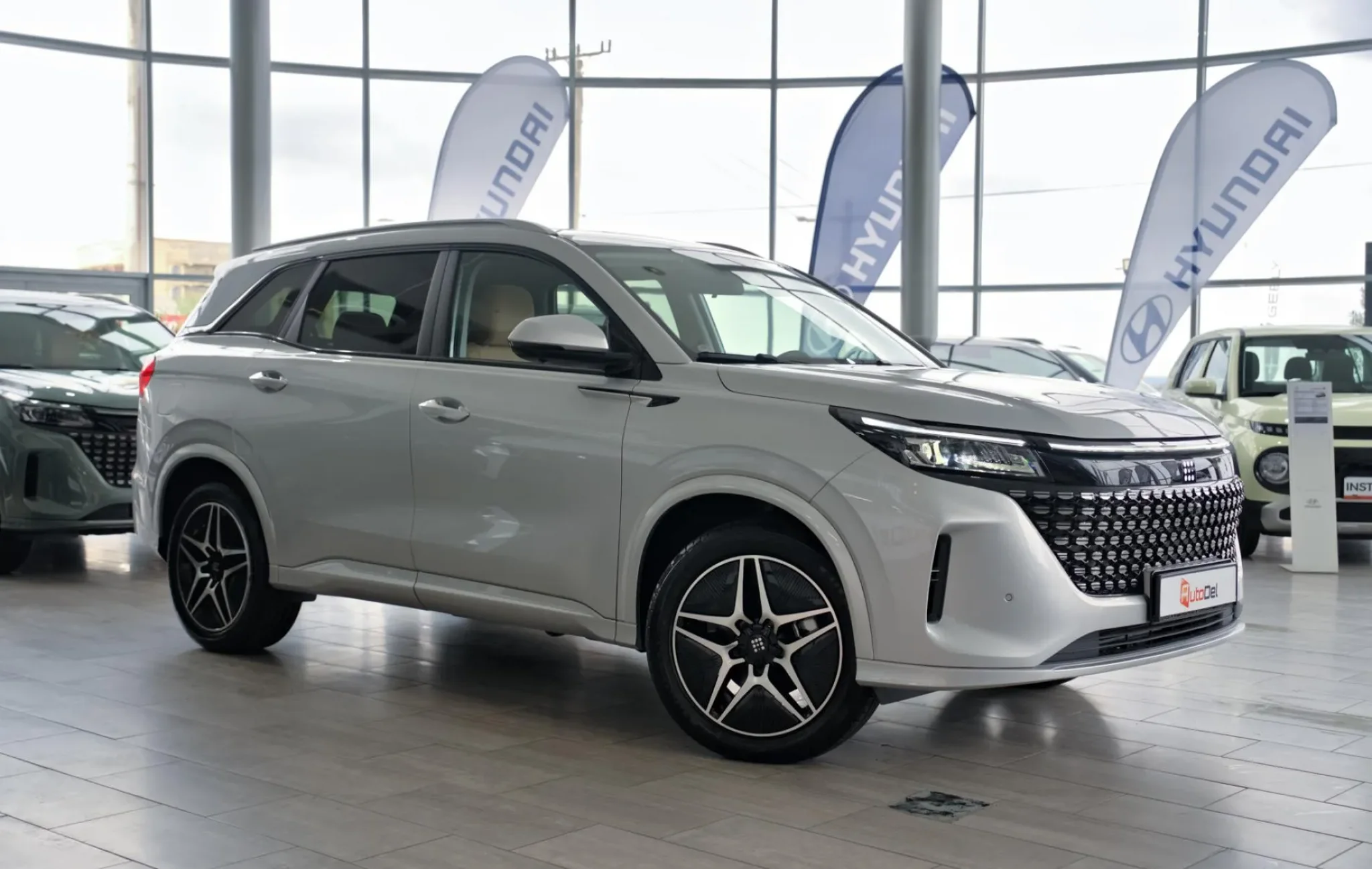 DFSK E5 1.5 2WD 176CP PHEV 7 locuri